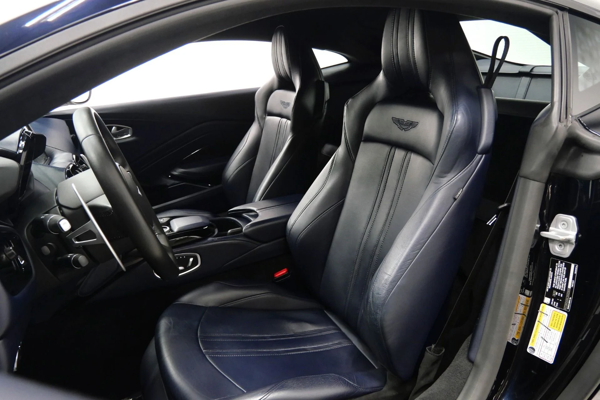 mph020_1946530324_Used_2020_Aston_Martin_Vantage_Twin_Turbo_V8_Comfort_Collection_Beautiful_Inside_and_Out_1769203114_fe7c43cfff