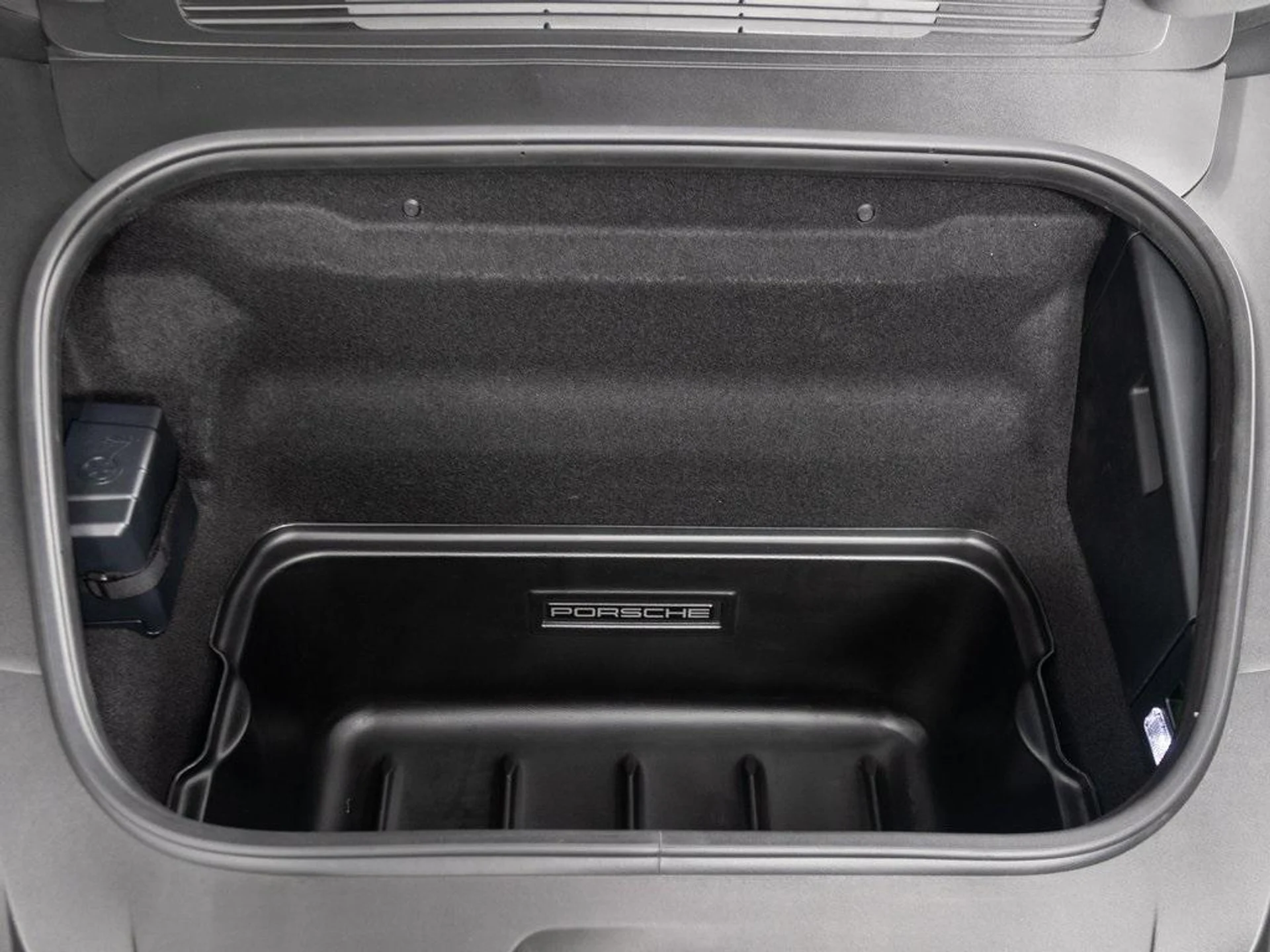 mph020_1950822370_w8e_cl_U9025d_H_Sqf5_m_D_Gn_WQE_Dk_12feb2952d