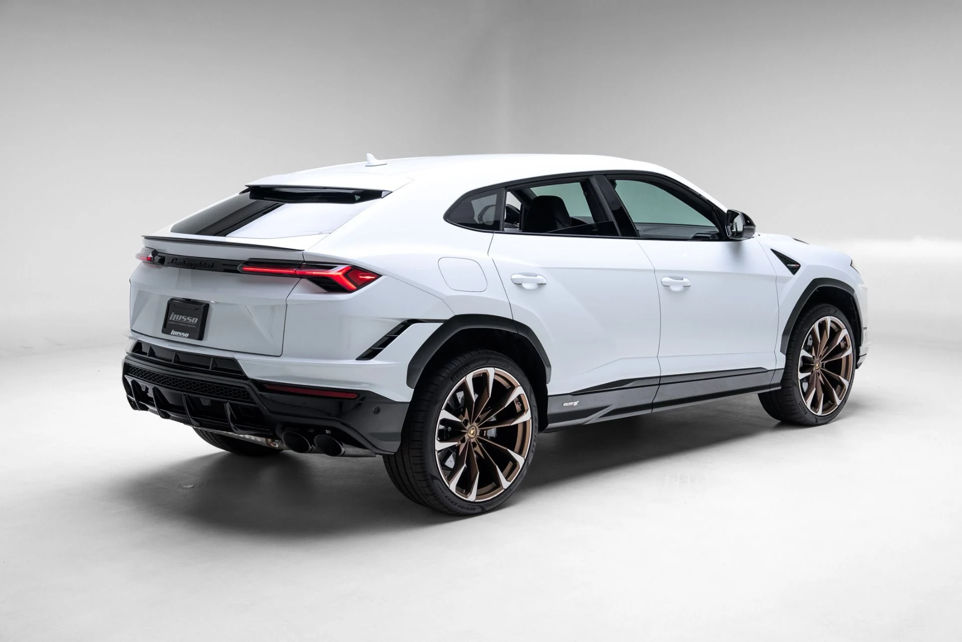 mph020_1963976077_Used_2024_Lamborghini_Urus_S_1774974370_3cf5e9a5cb