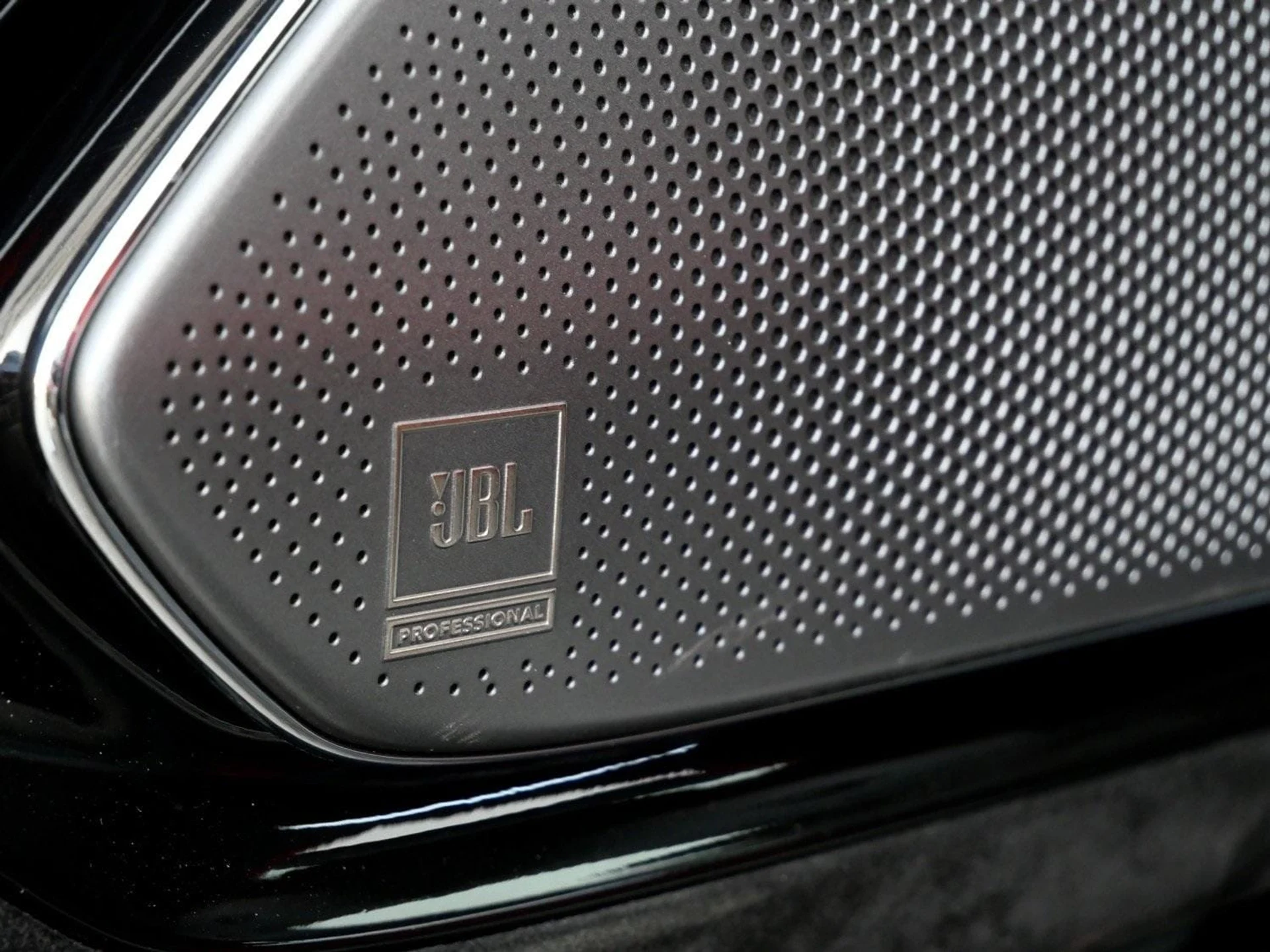 mph020_1970328245_ae381050aee4490a9f7db2736e764295_ac603cf44c