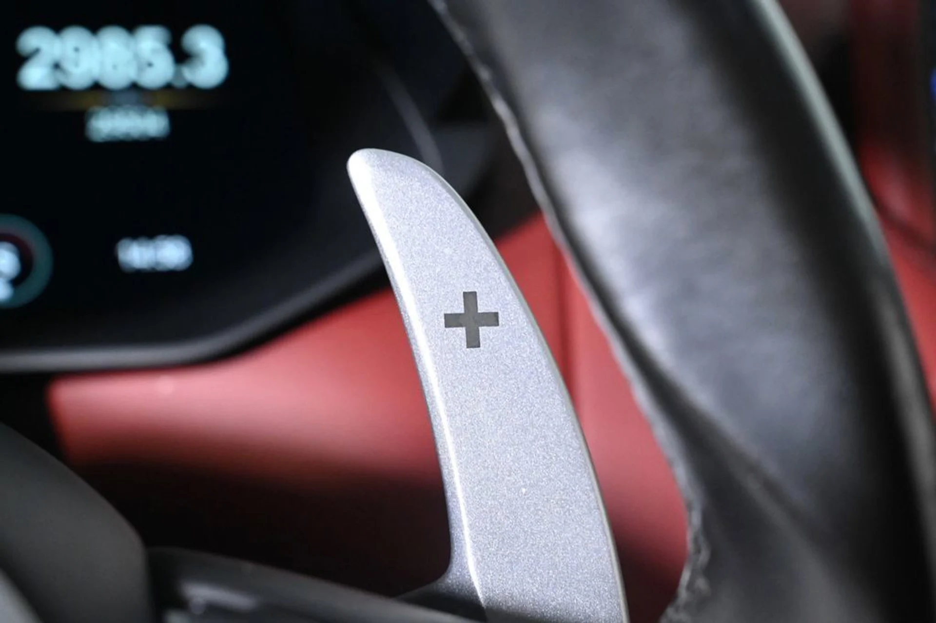 mph020_1974451232_used_2020_aston_martin_vantage_base_11350_23007217_20_1024_557a85dcfa