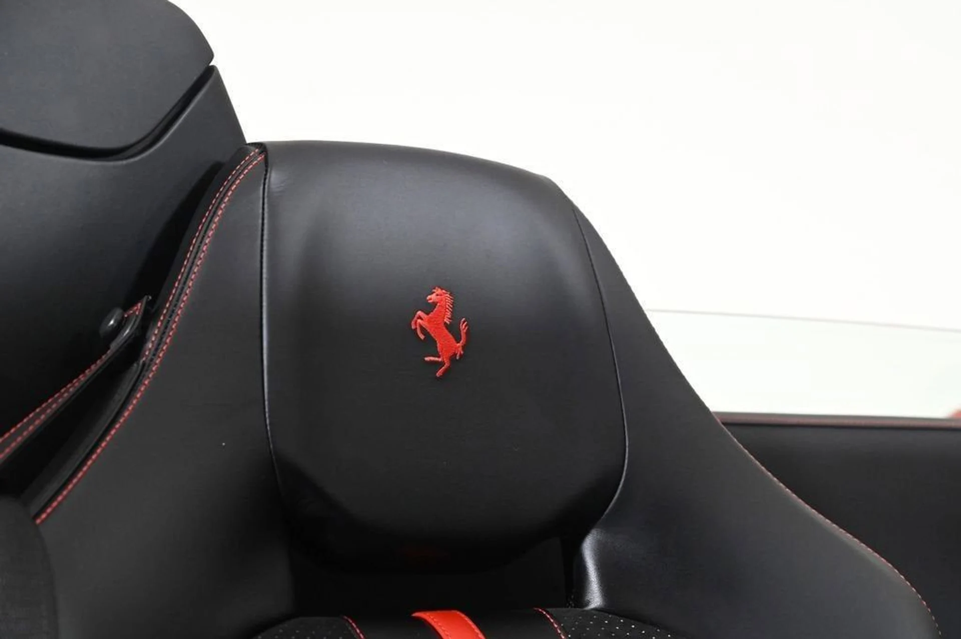 mph020_1975197953_bf0bf2c8cc2c4585853d4b1cfe8f8dcf_93c82505ed