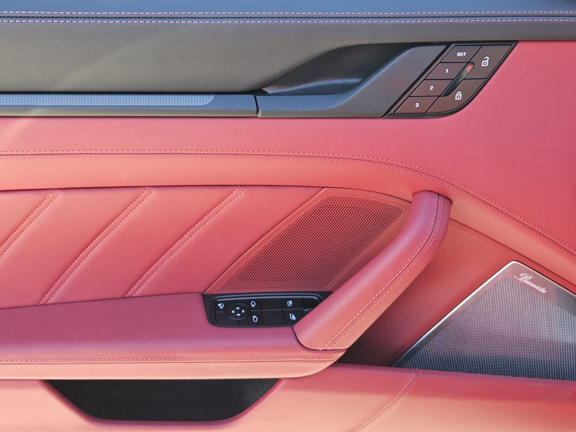 mph020_1975256635_2ef1836a95be0677e84d7a900d6170b6x_f267cd2c3a