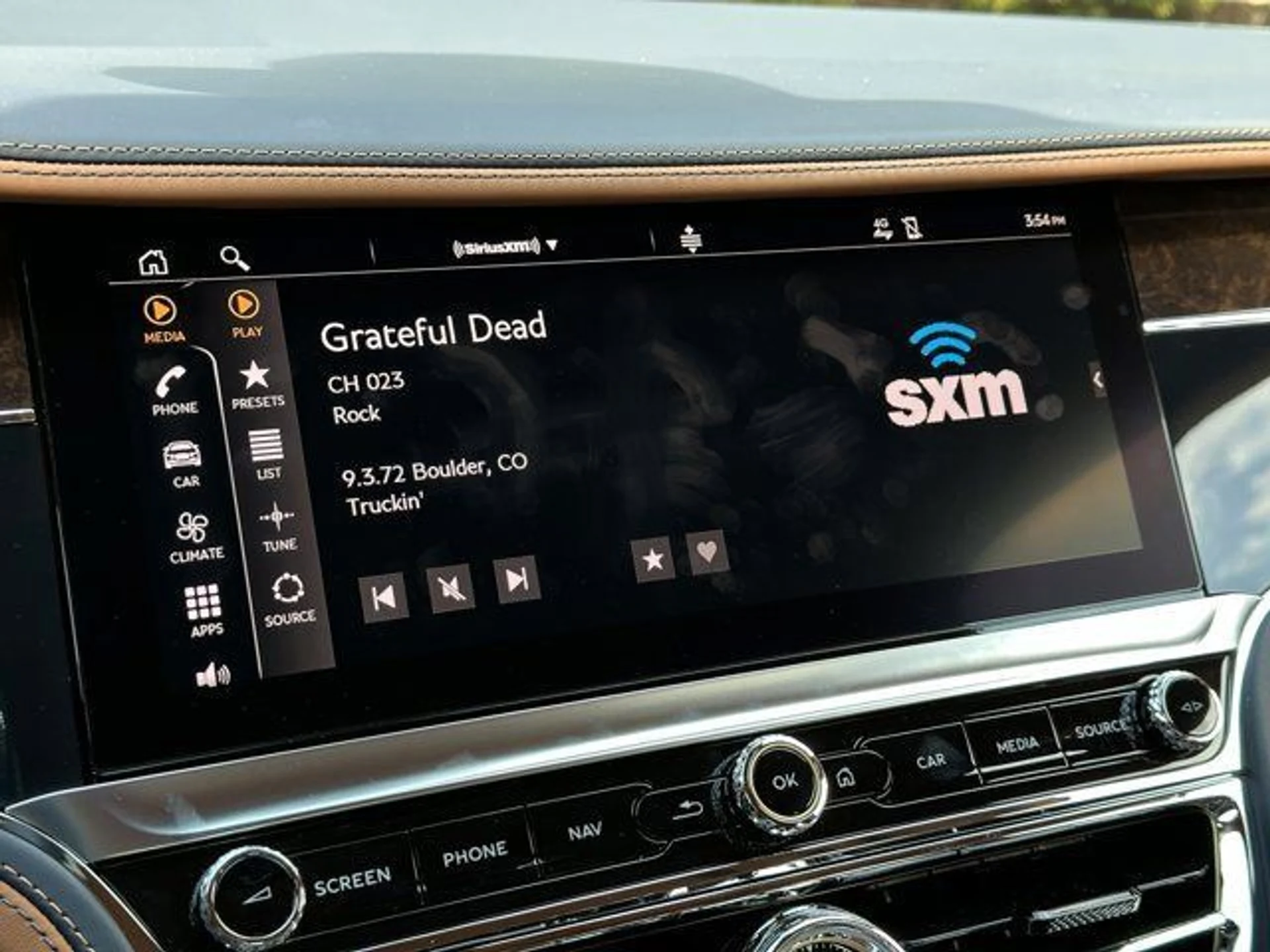 mph020_1976564694_de933f84cbed4f24aa493704d3b8bcfb_d17b9f0af0