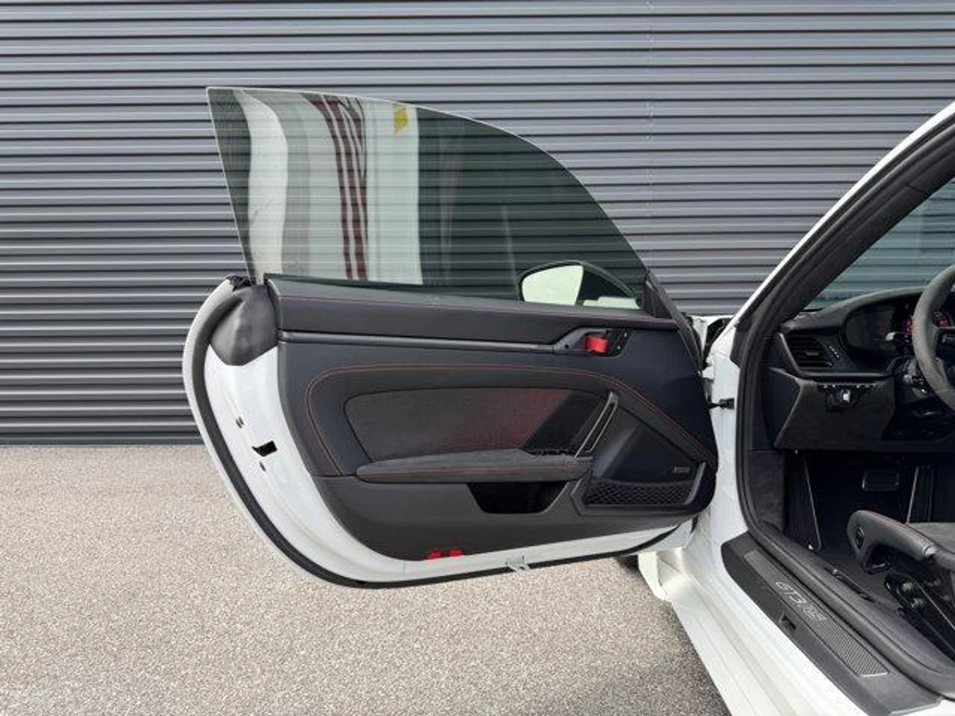 mph020_198049591_Bn_A6_M7_Ggj_IM_Ai_In3w5_tt_ZZMZ_Ac_09f6a8daf9