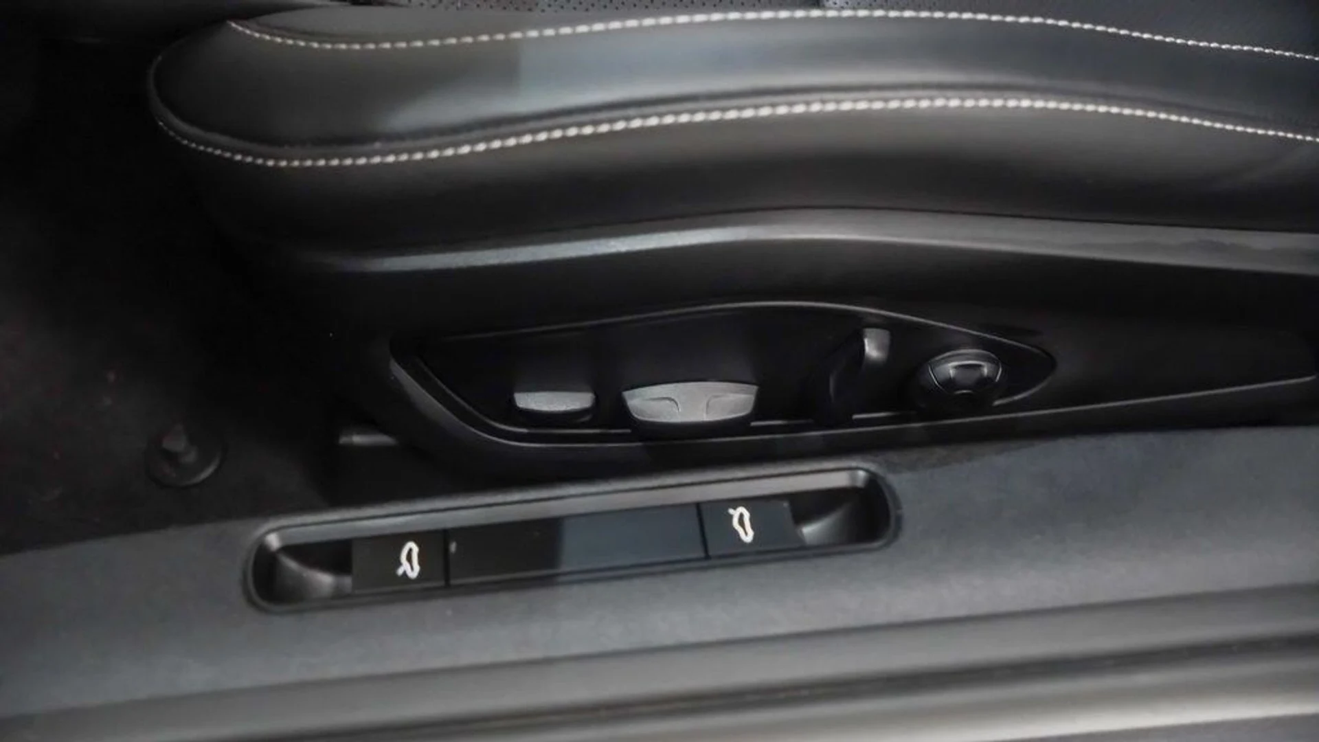 mph020_1990673184_8c317d4a90dbe8136475d3e17baf4034x_8d9664fa74