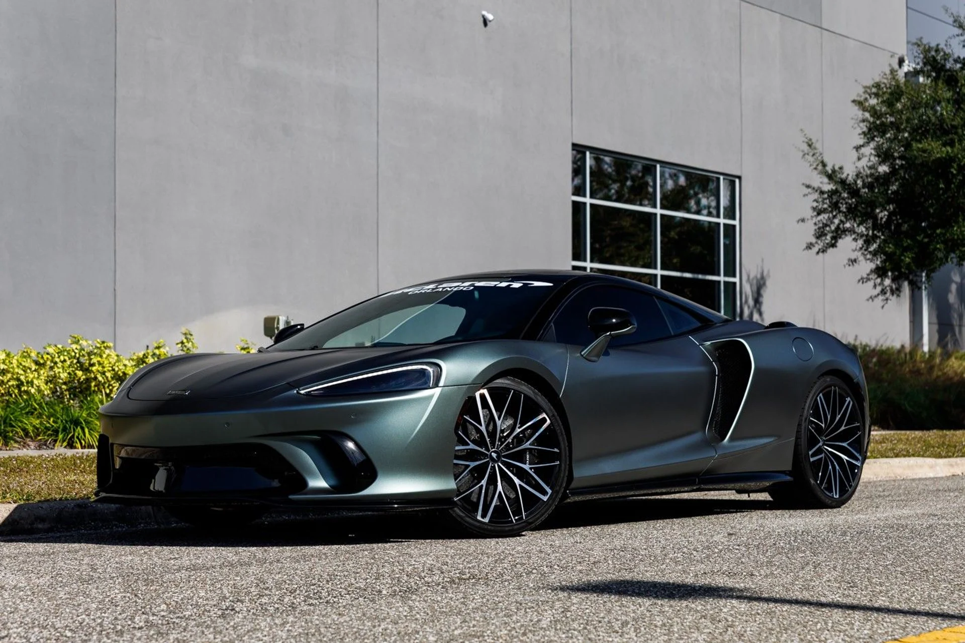 mph020_1997507715_638_p21_l_5cd10ed9c3