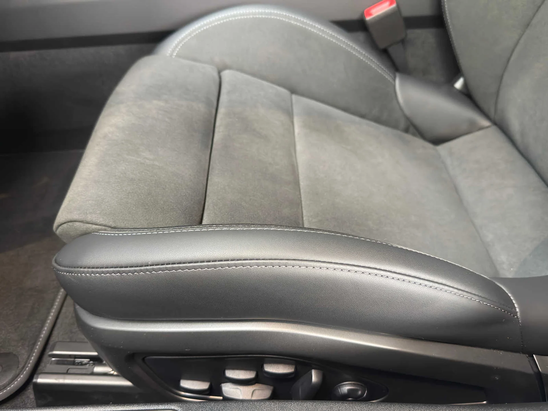 mph020_1999512405_2bf0b96374d223373e1a1277d23a4879x_c55a066676