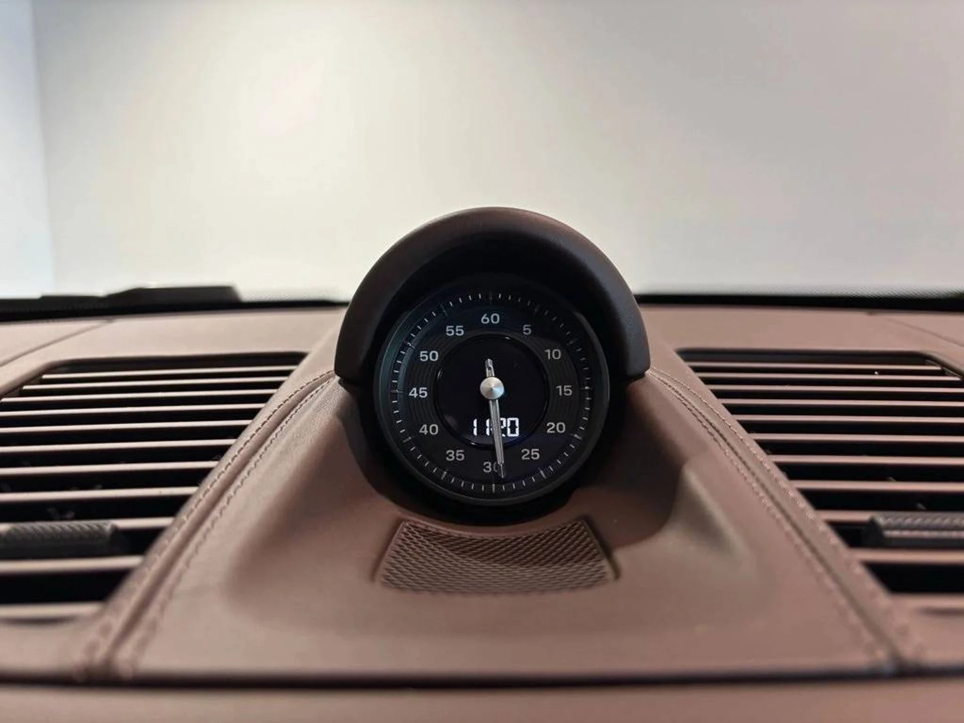 mph020_2009452791_55e4f4bd96ec20f9b833203219927debx_02f072ef84