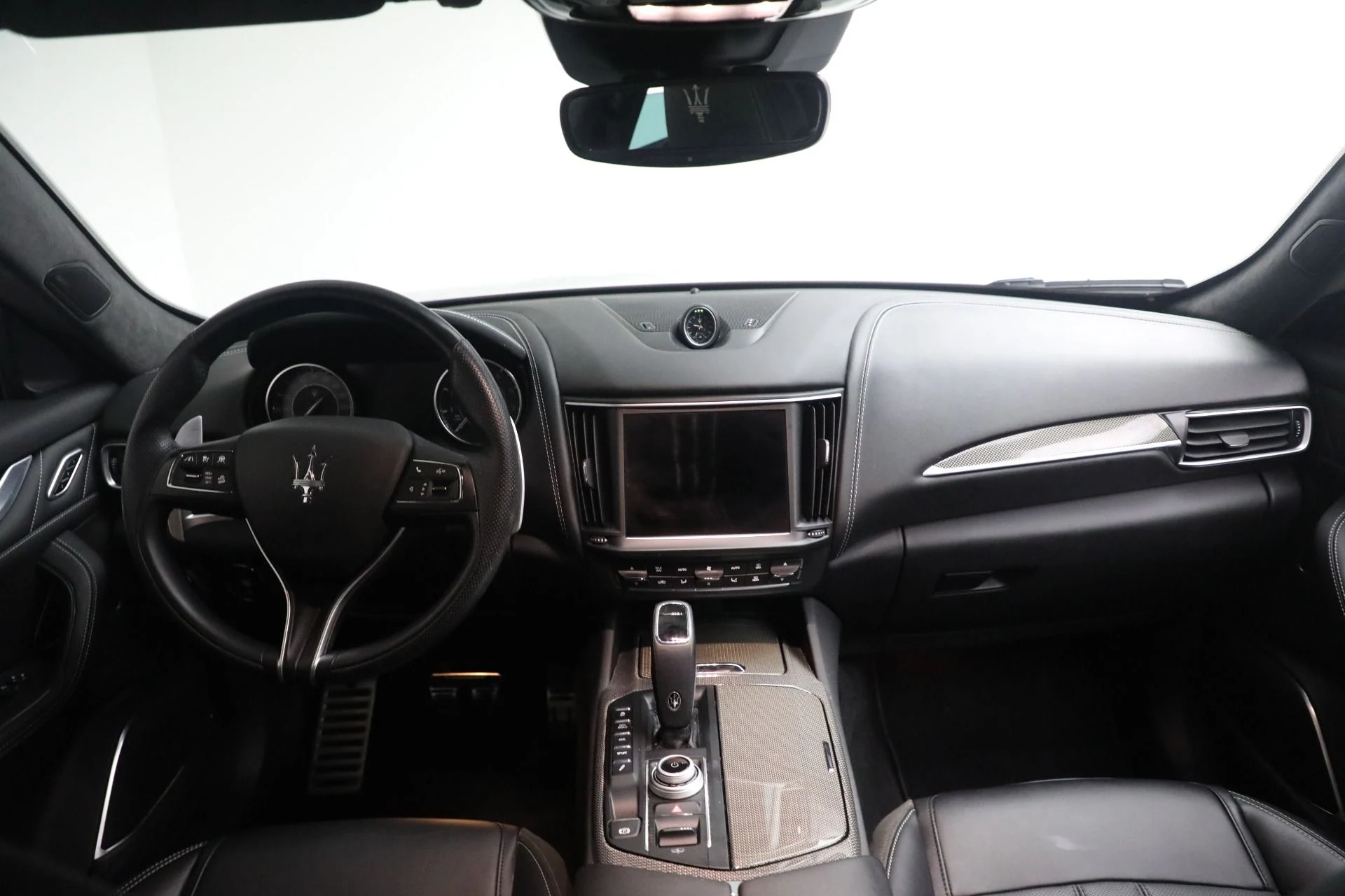 mph020_2012207593_Used_2022_Maserati_Levante_Modena_e1091dbf87
