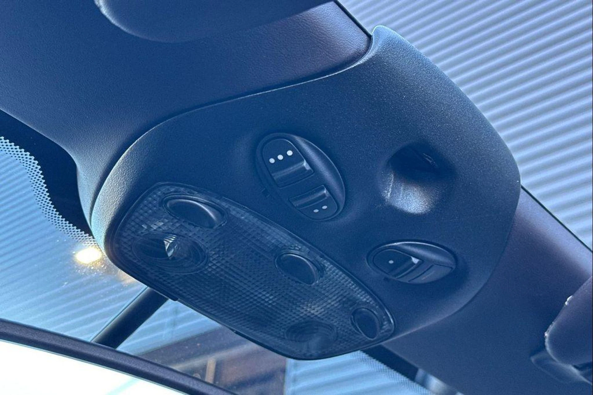 mph020_202425344_5_UR_Lirl47s_Nmc_J82dj_Z_Uj_Yg7pd8_6912e63def