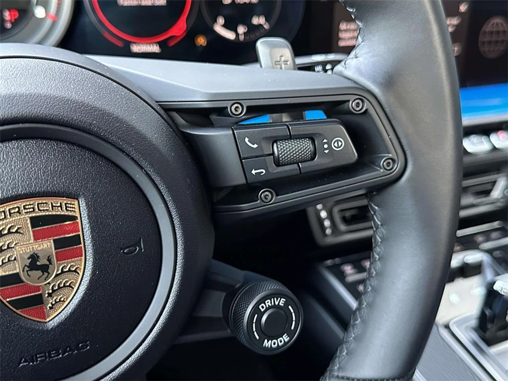 mph020_2026076015_xr_Jc_C_Kko_K_Fd_1sog_Q_Qb_I_Ta74_Ae_E_7bd2d1baa8