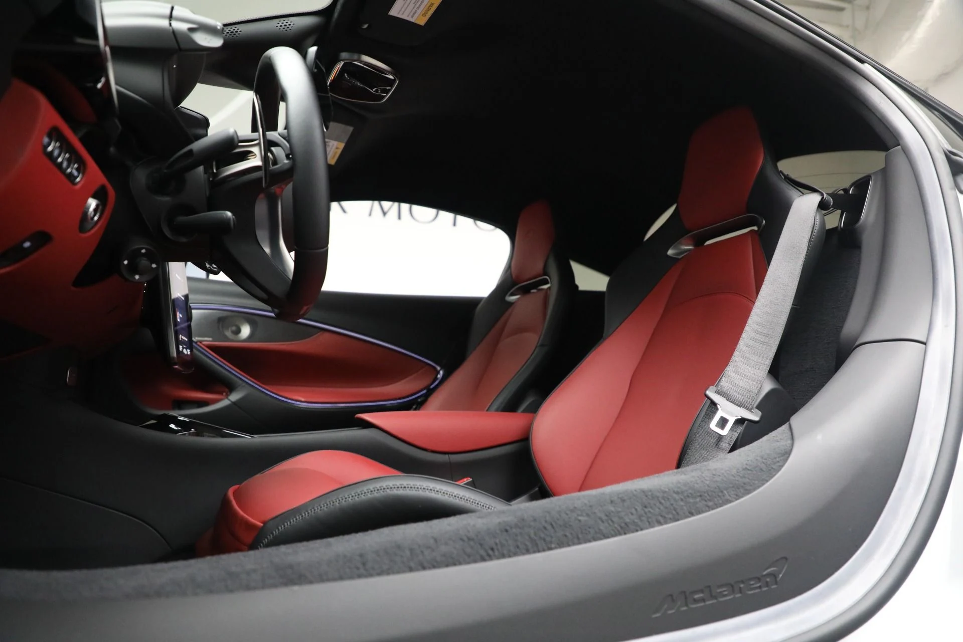 mph020_2026133563_Used_2023_Mc_Laren_Artura_Tech_Lux_66f3cc72f6