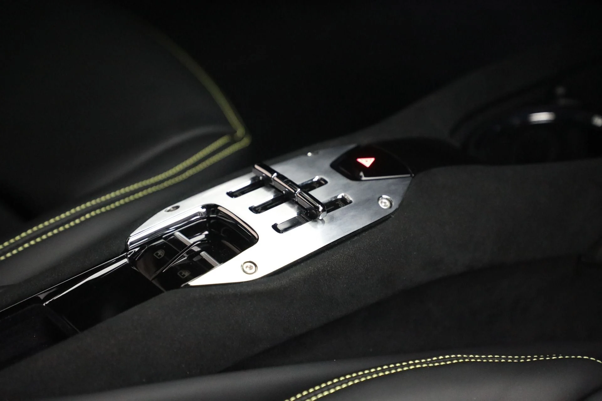 mph020_2027527631_Used_2025_Ferrari_296_GTB_1772481955_4028dd3a3d