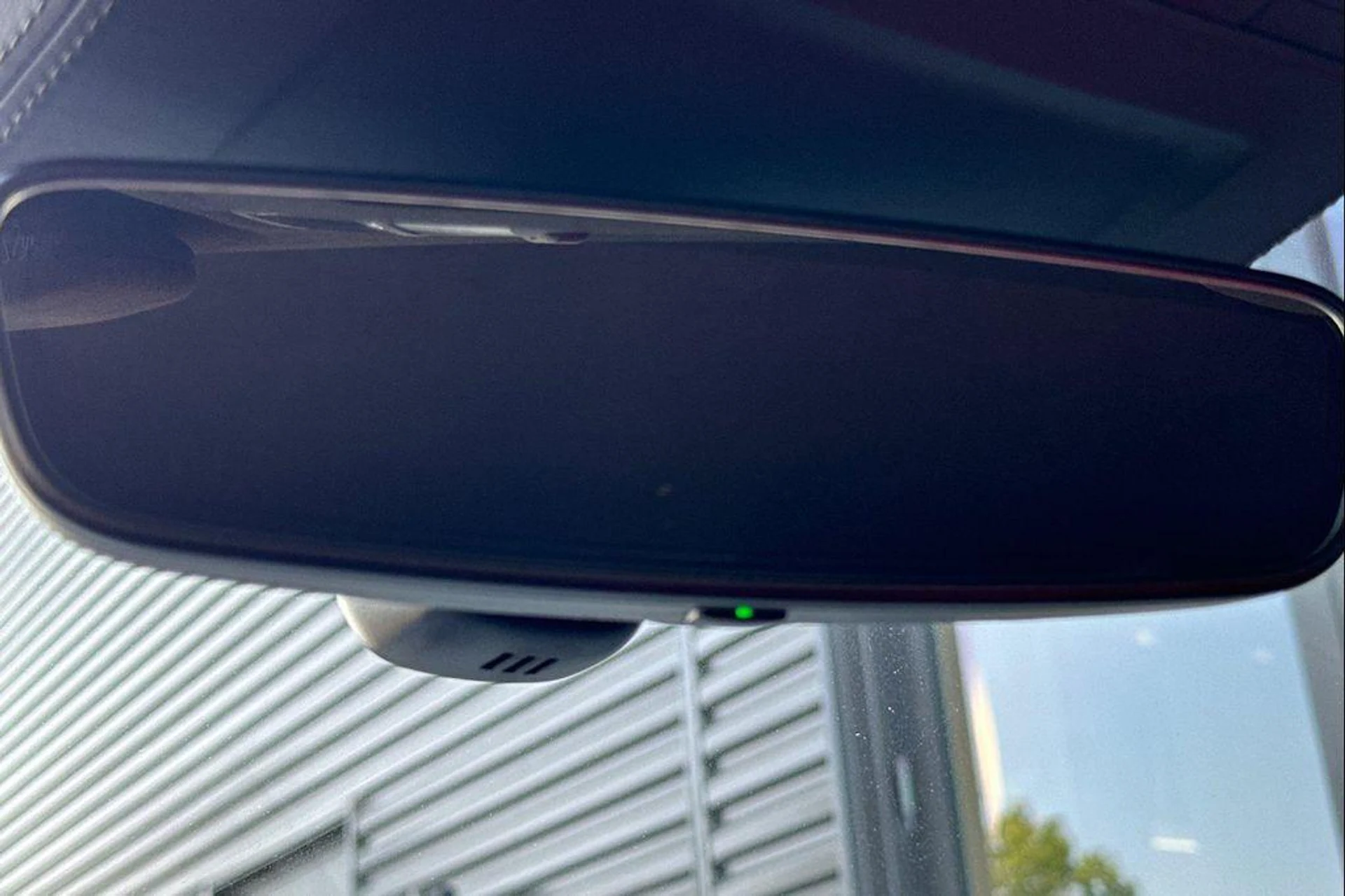 mph020_202847659_cg_Wh_Nwp_GV_10r_Cvmozb_P_Am4gi98_fc20881a25