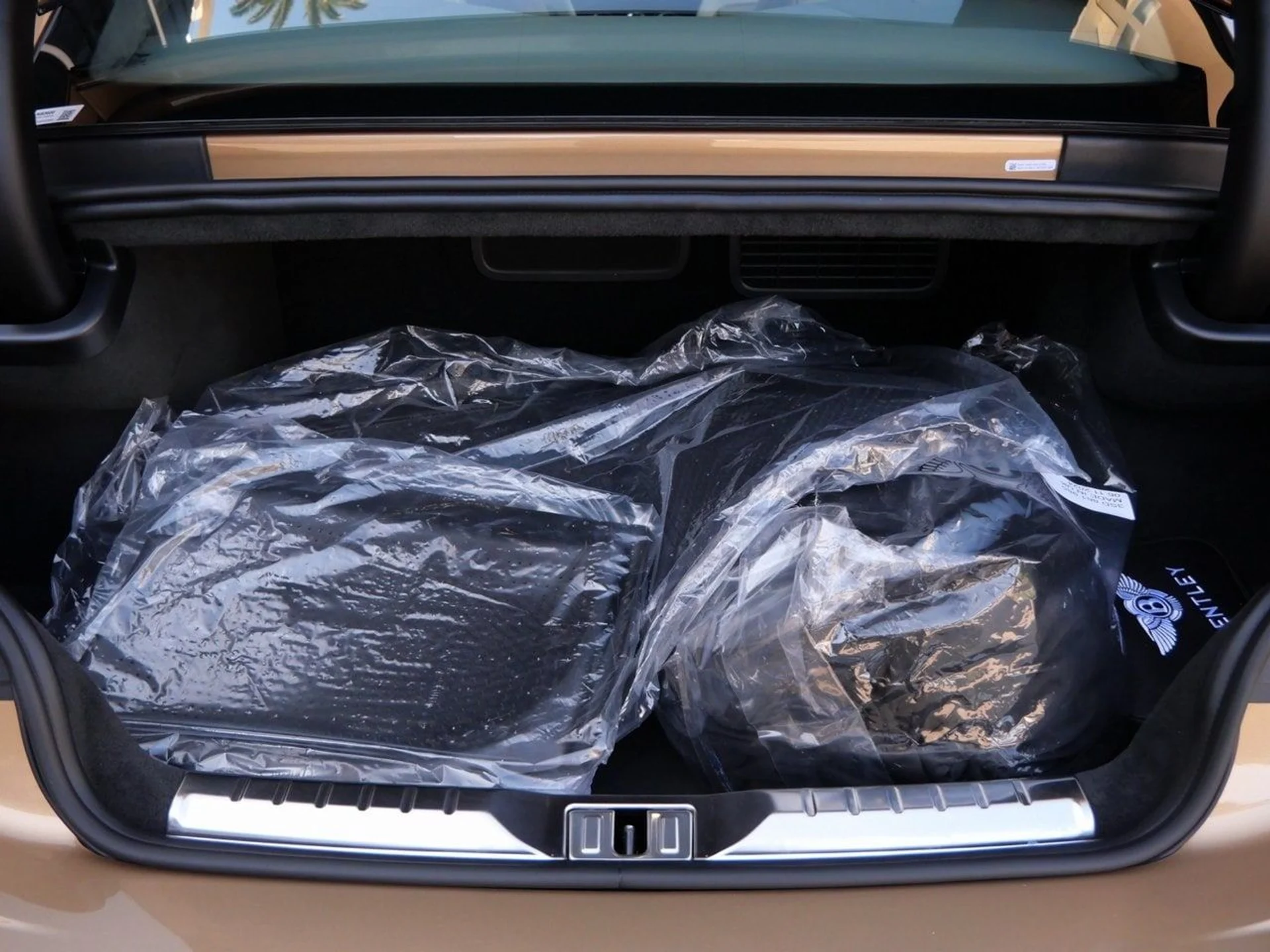 mph020_2033979435_21cc7e54f9ca576ae1ac2f366a1a3774x_3ff0871fab