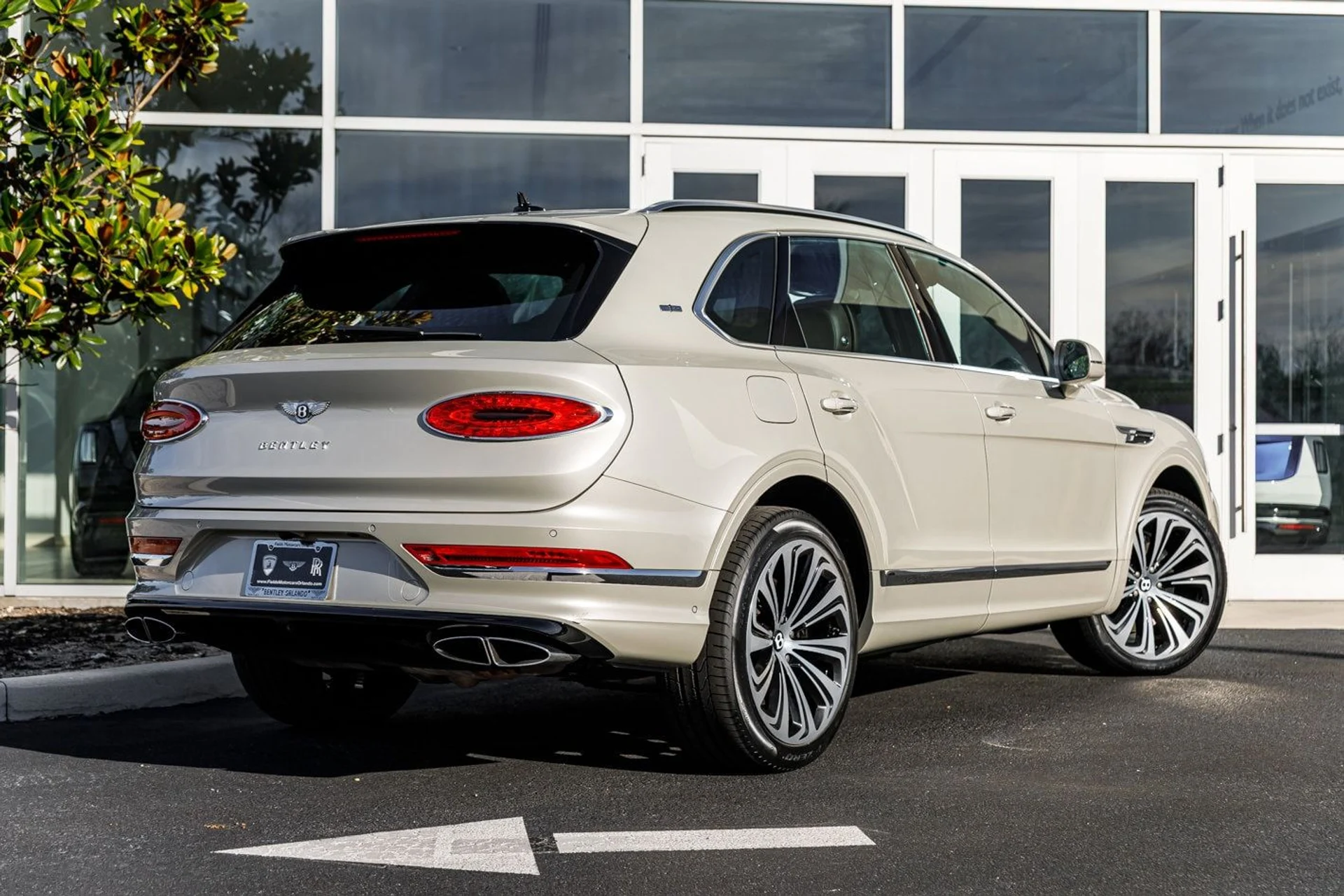 mph020_2045710095_17fe9ab427cef1482bebe9981d05bb16x_ba92e4287b