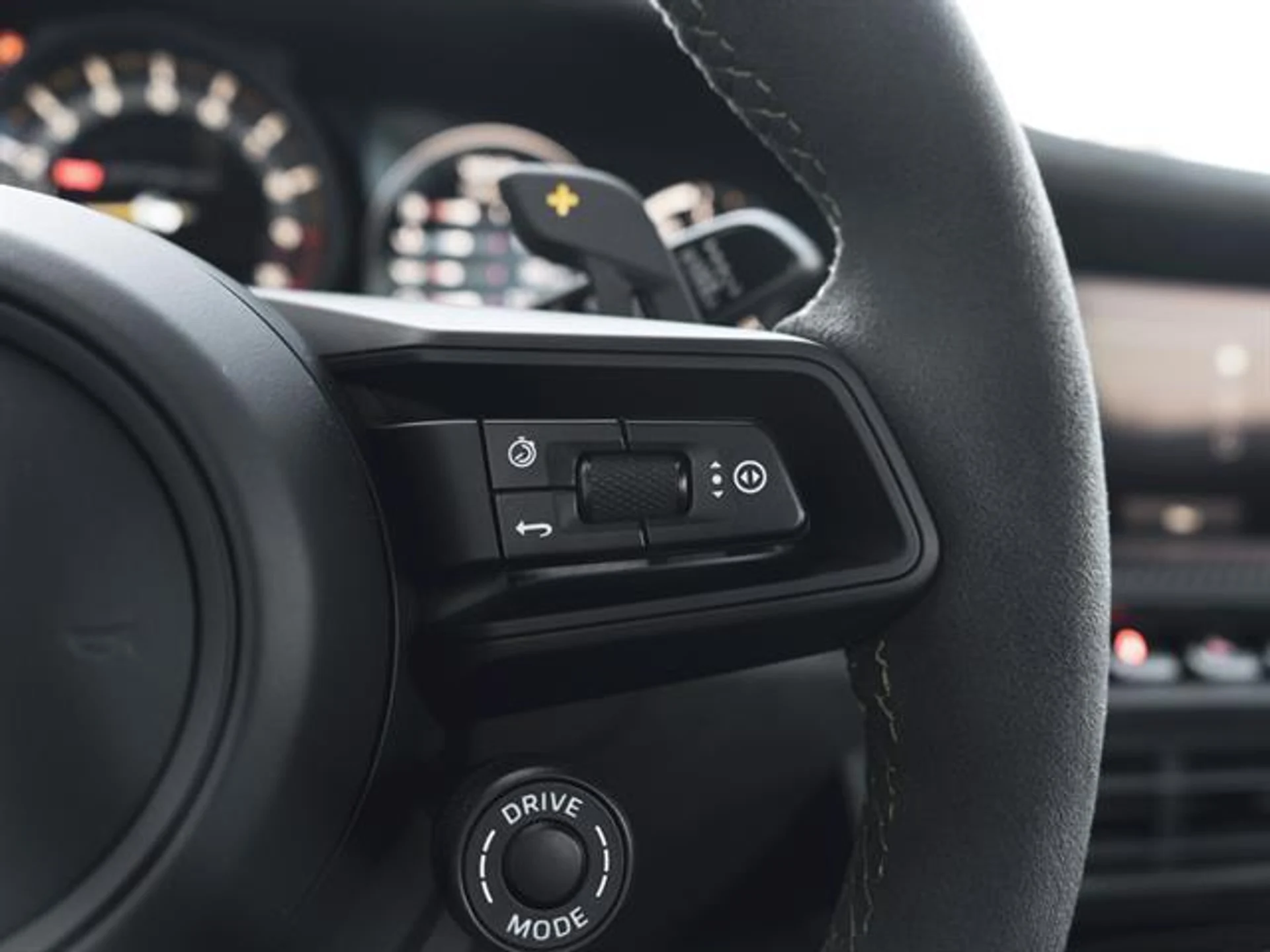 mph020_2046338956_F_Cx_LU_A_Sr76_Z8vr_U9b_U6z_TJ_Wh7o_3e83c8a83f