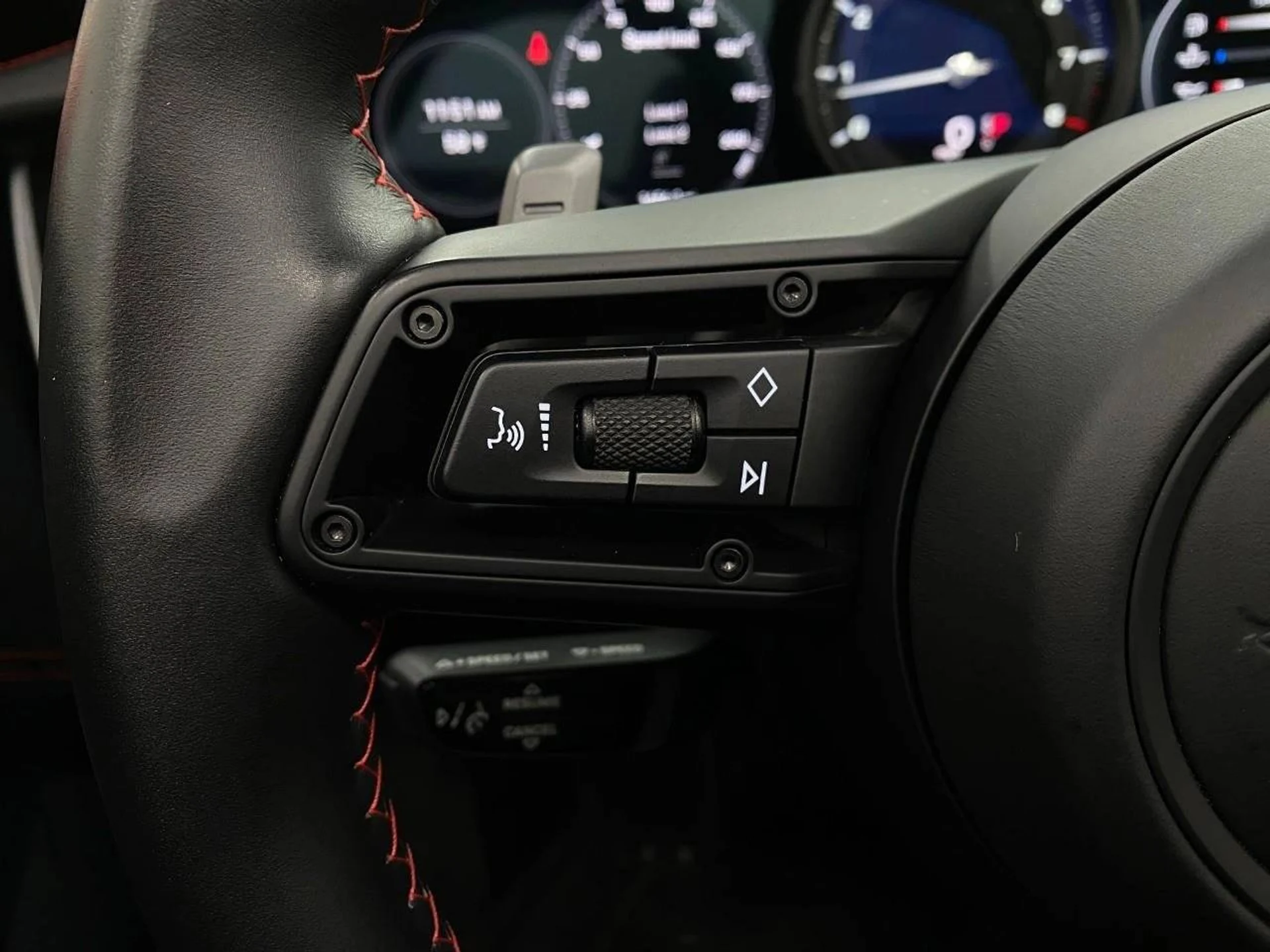 mph020_2049850006_1280_53d98994e8