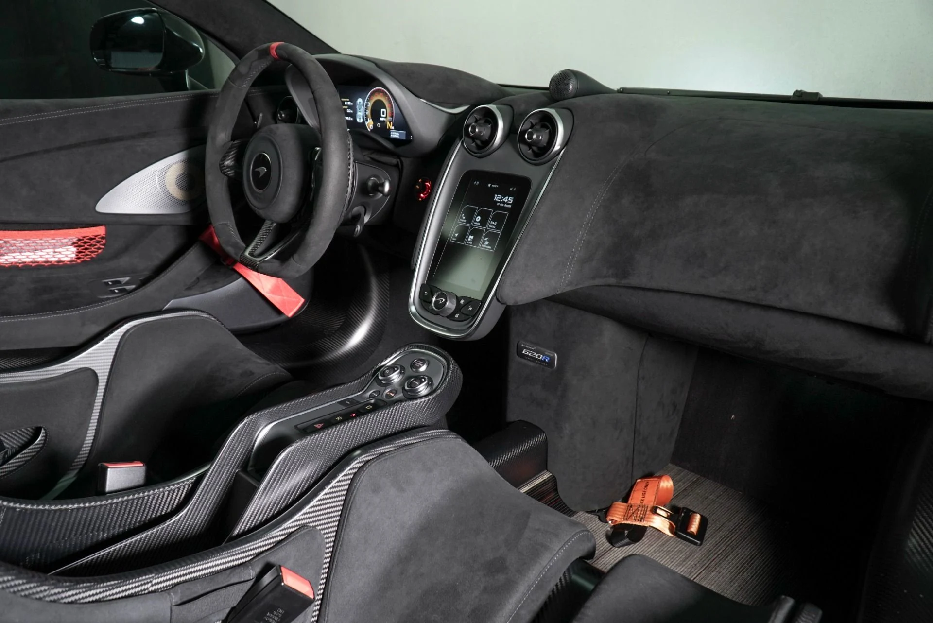 mph020_2050770858_Used_2020_Mc_Laren_620_R_1773421354_a8a8e0a401