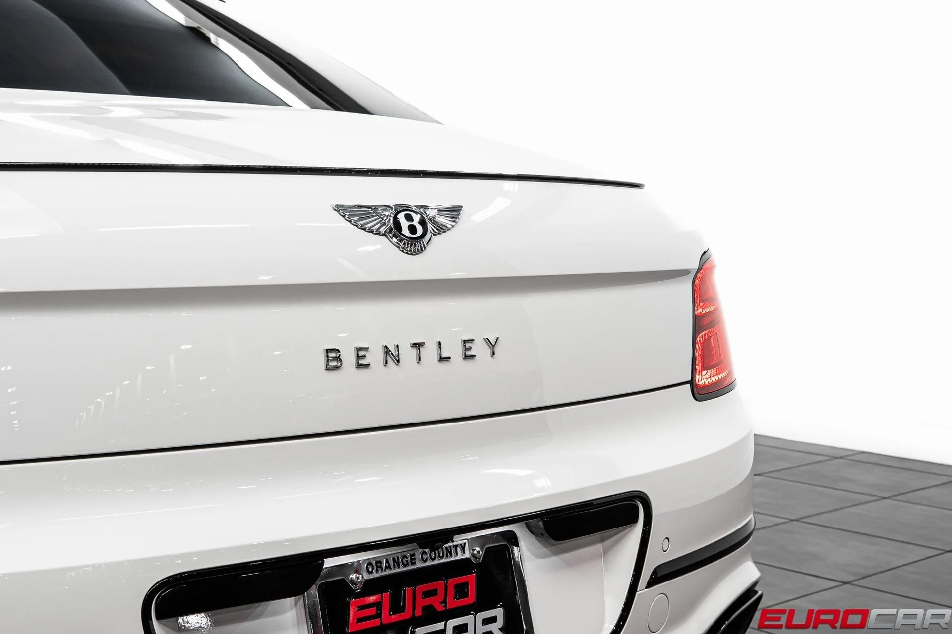 mph020_2052106408_image_21_1fded1a639