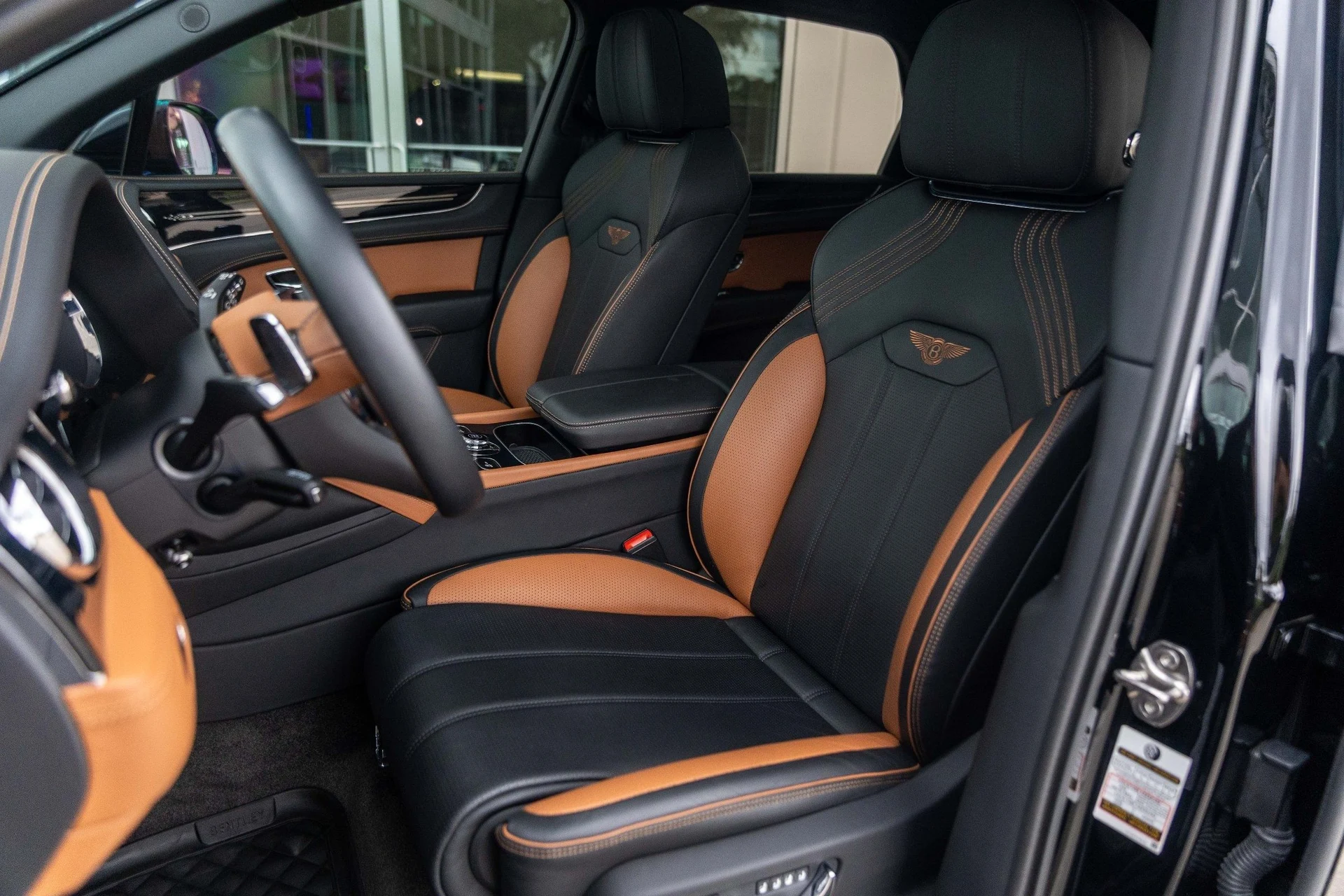 mph020_2053791344_Hi_Tech_Luxury_Imports_LLC_SJAAT_2_ZV_3_RC_025297_image_20_f52403637b