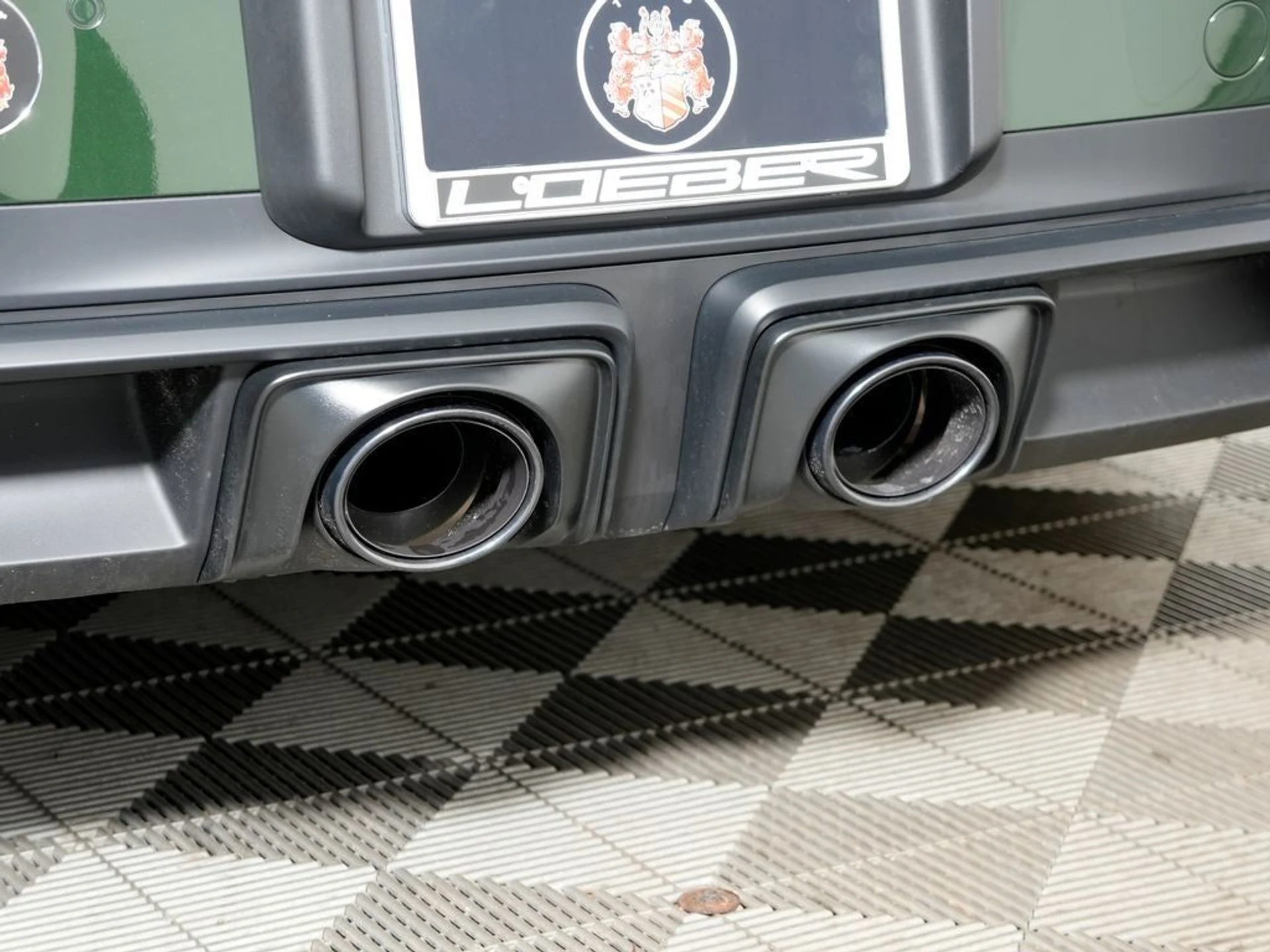 mph020_2055045277_21_e68194cd30