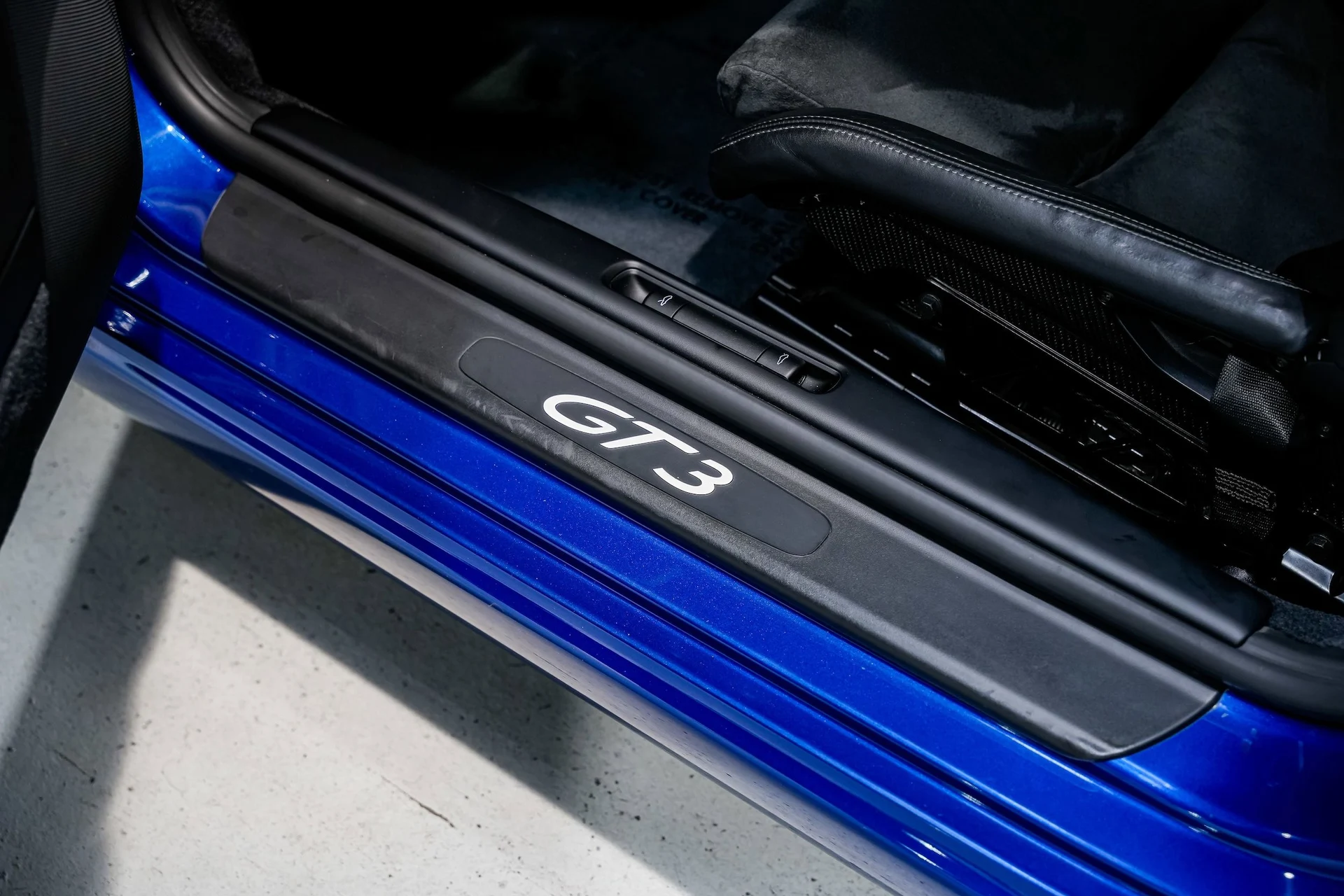 mph020_2057192595_f551b5904ef58c5b619b3eac691b70cex_5aed155afd