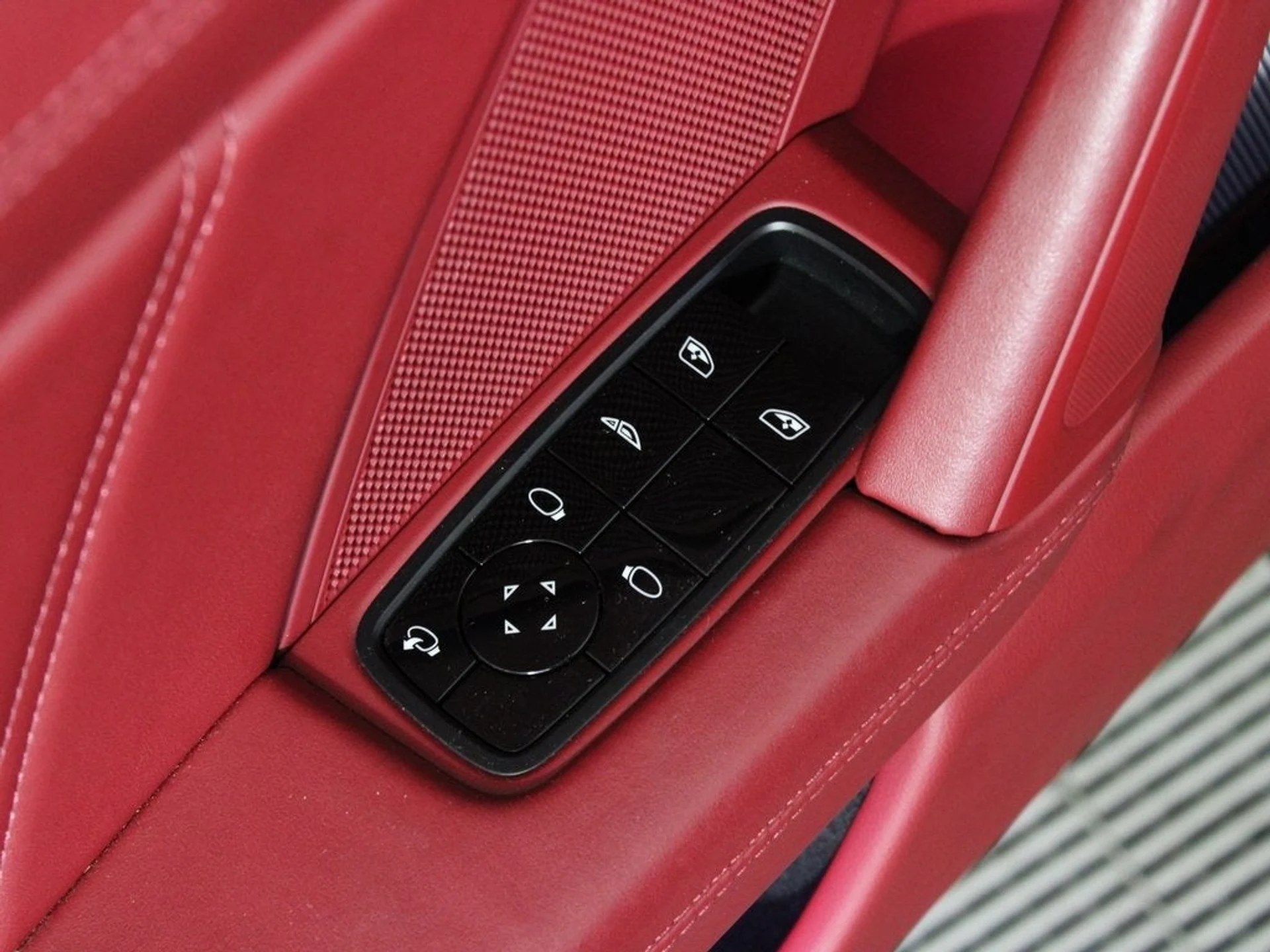 mph020_2062305184_21_71f96fcc85