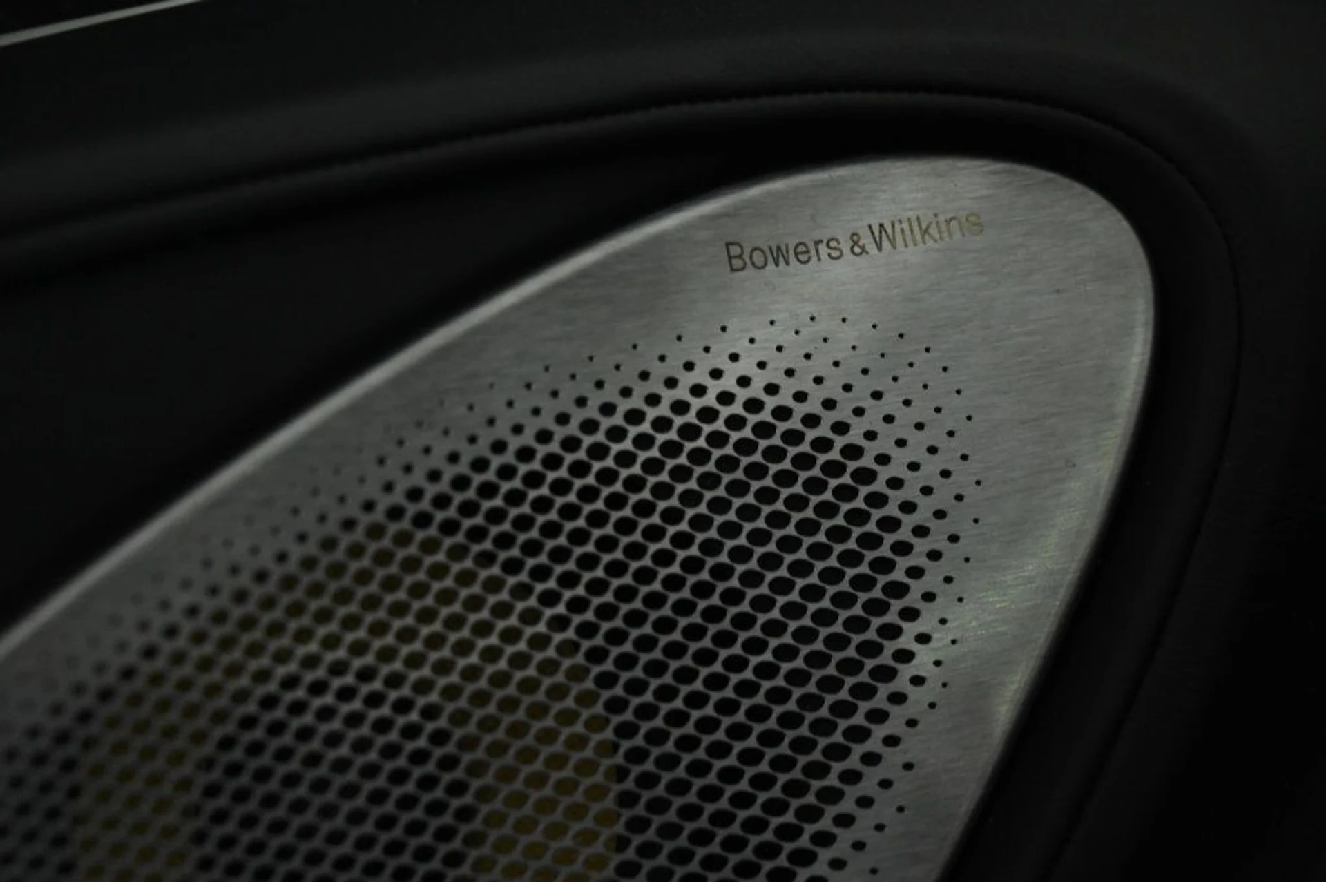 mph020_206622856_used_2025_mclaren_gts_techlux_11350_22944312_20_1024_76651a1111