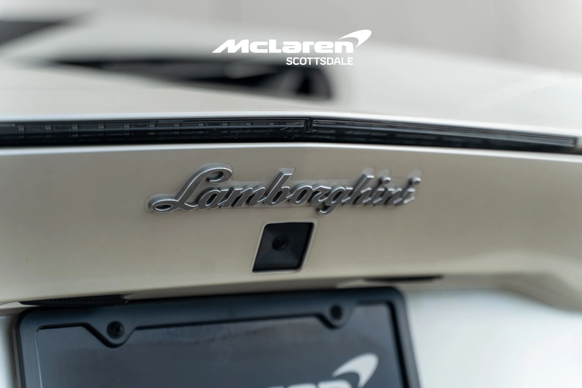 mph020_2070462331_Used_2015_LAMBORGHINI_AVENTADOR_LP_700_4_1771652889_c7efb4b7f5