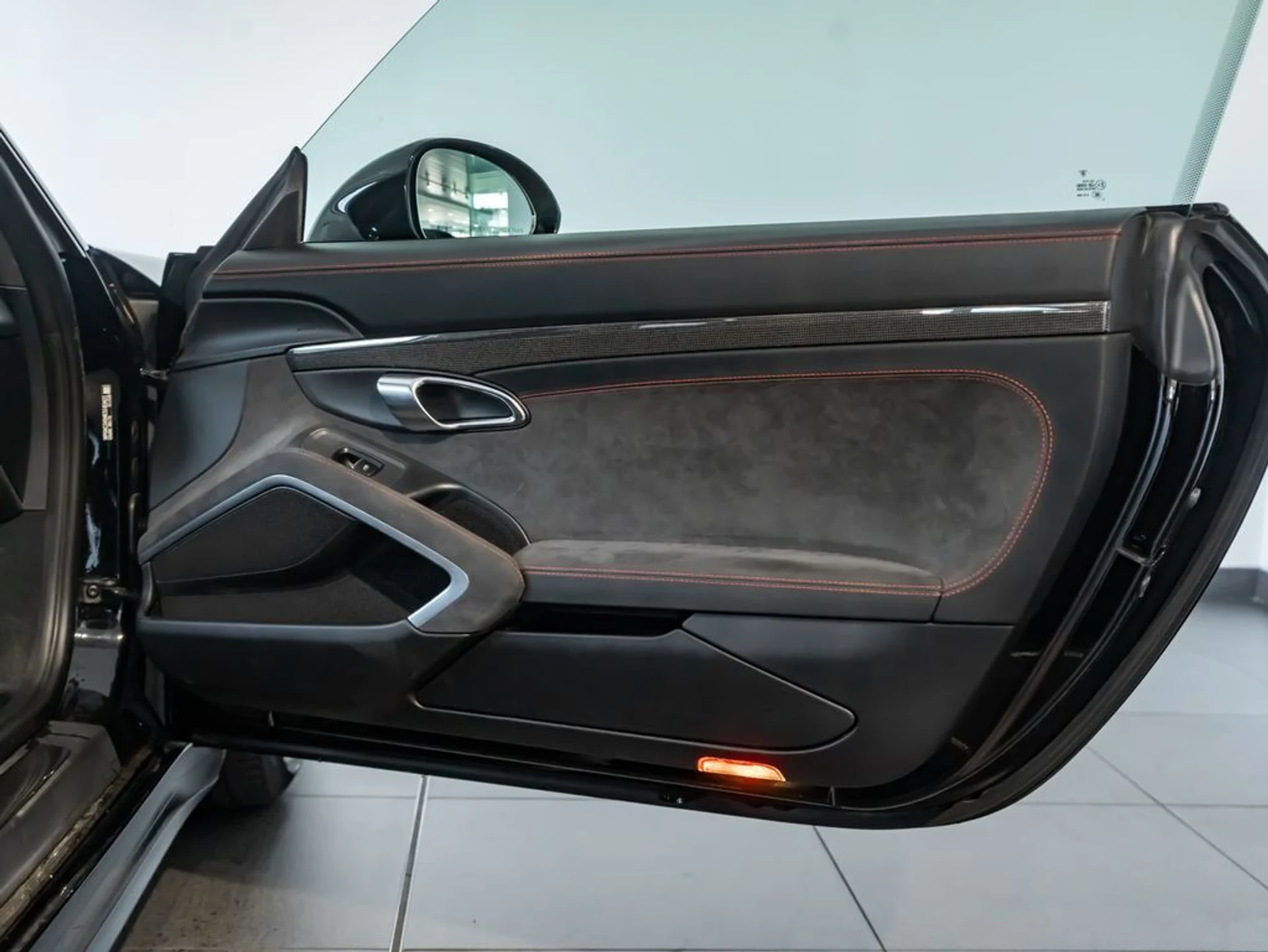 mph020_2071729328_059d512e6116f683ec6a46f324a4008d_709976f9fb