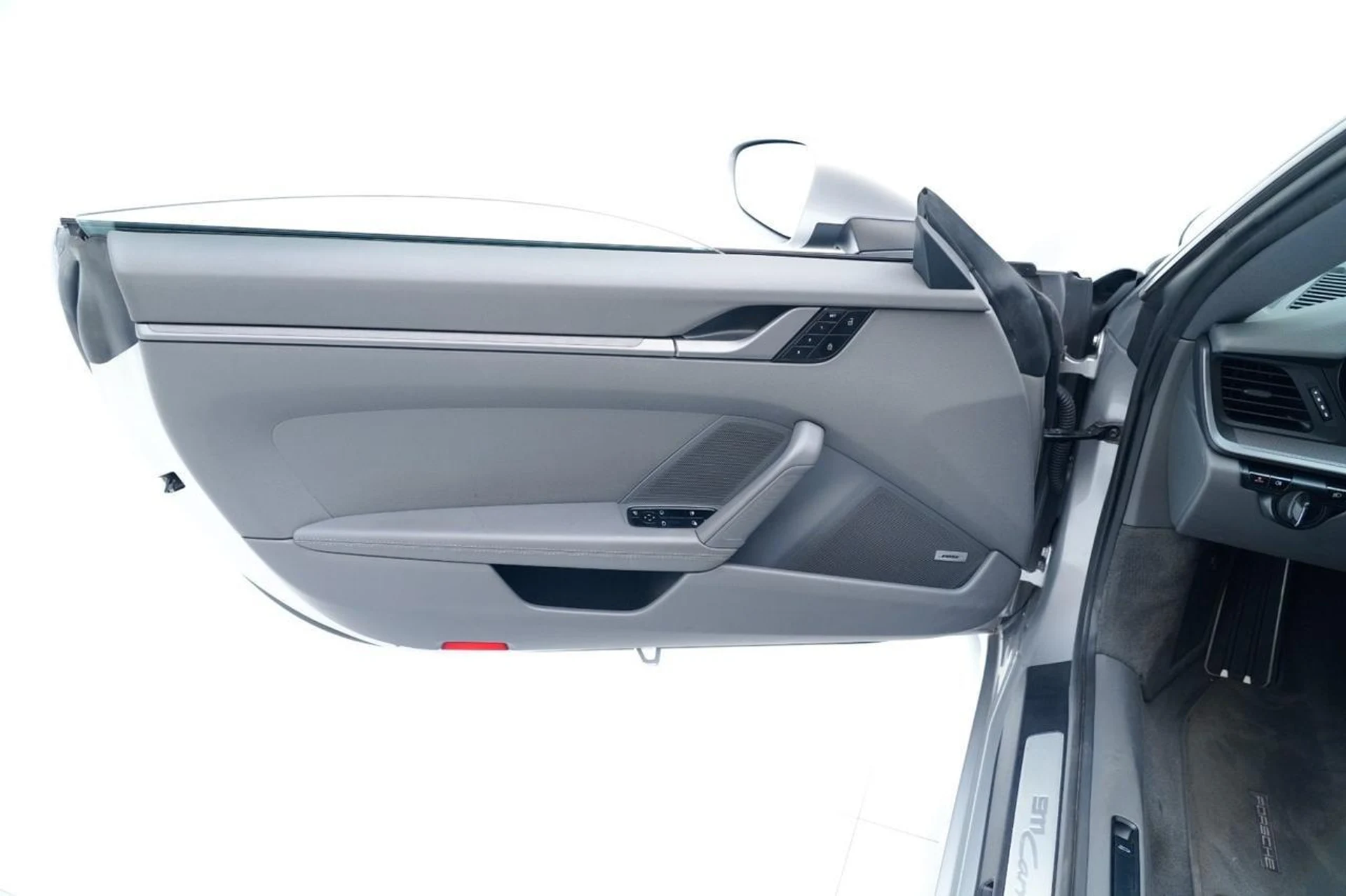 mph020_2072681159_12475d7f0a05b95047233018e3dbf595_9d570c4597