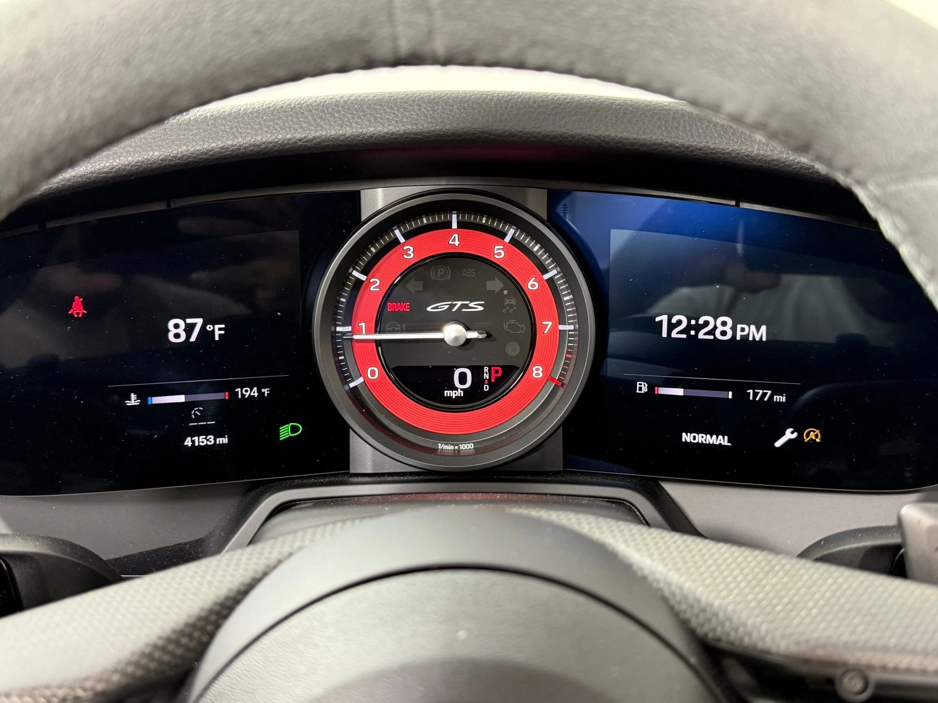 mph020_2073225051_1db0a952cf7a9a39fe1b6b127d4aae20x_5409ff7a3b