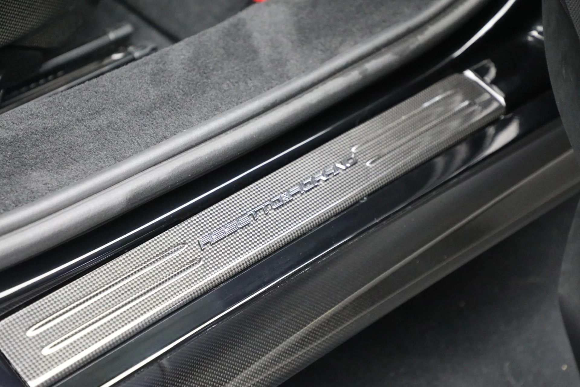 mph020_2075271749_Used_2023_Ferrari_SF_90_Spider_cbd470d8c2