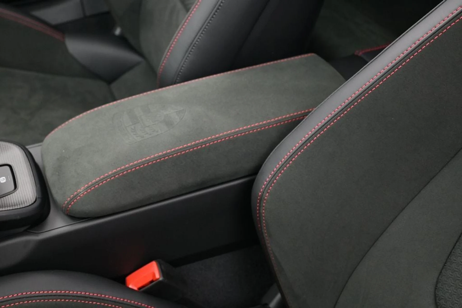 mph020_2075377935_3d8c8f25c757bf8c26c9f38e7aa9f346x_ac040a265a