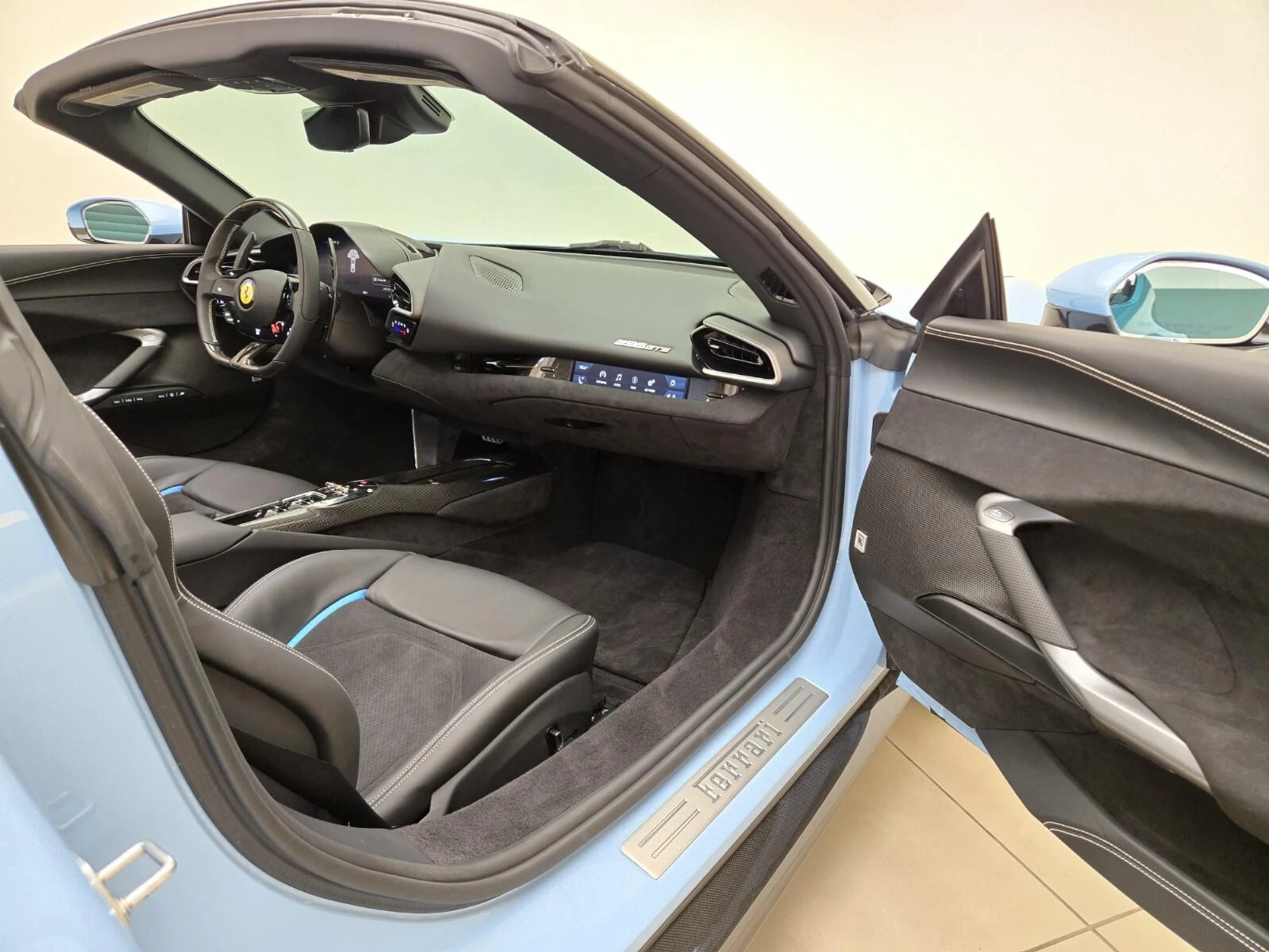 mph020_2083621796_Used_2024_Ferrari_296_GTS_1763022571_4d0272155e