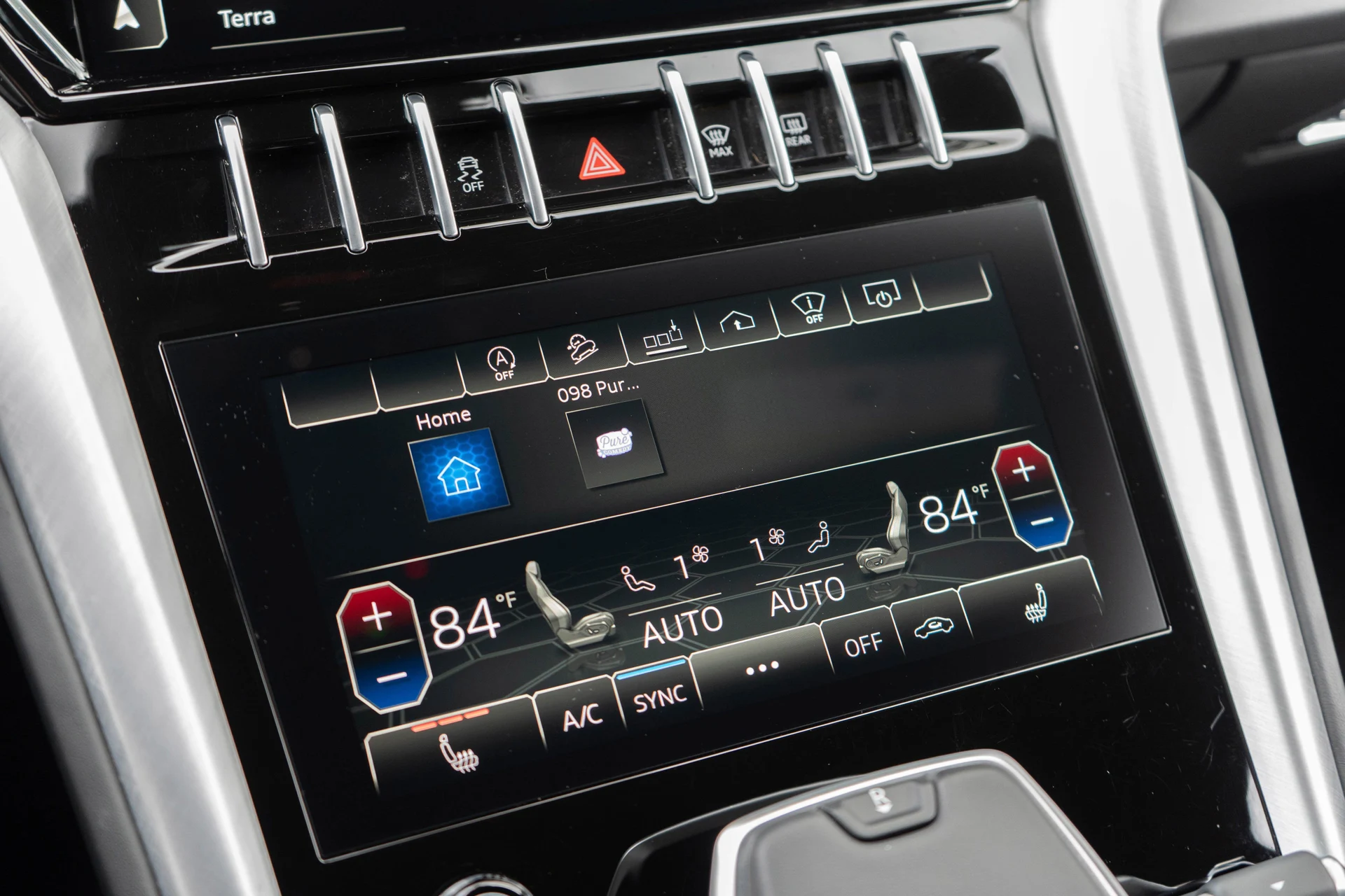 mph020_2087388450_21_5f309dbb11