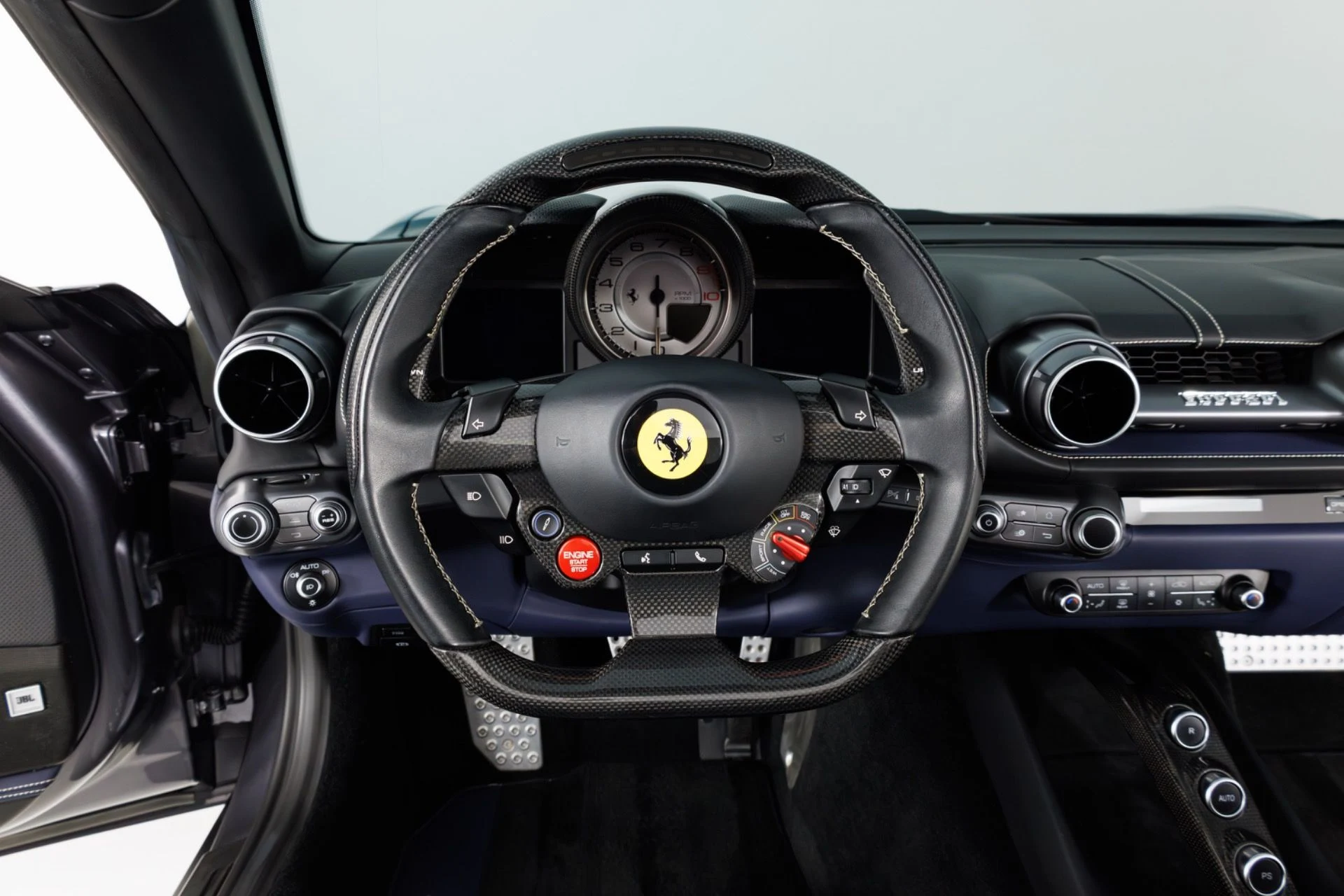 mph020_2090112091_Used_2021_Ferrari_812_GTS_1778536432_c7e48f29cb