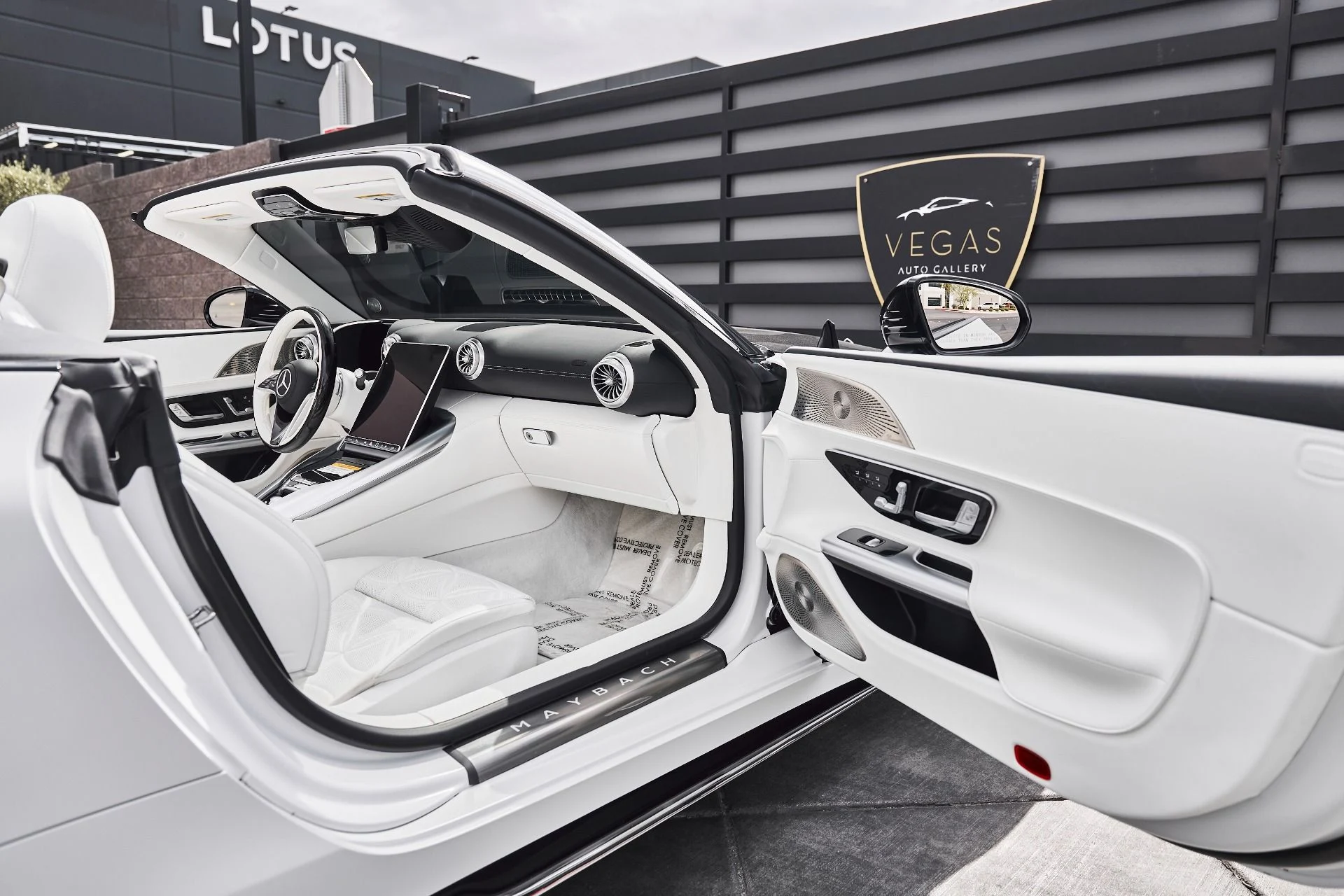 mph020_2094222112_Used_2026_Mercedes_Benz_SL_Class_Maybach_SL_680_1777159926_4e12df1ab8