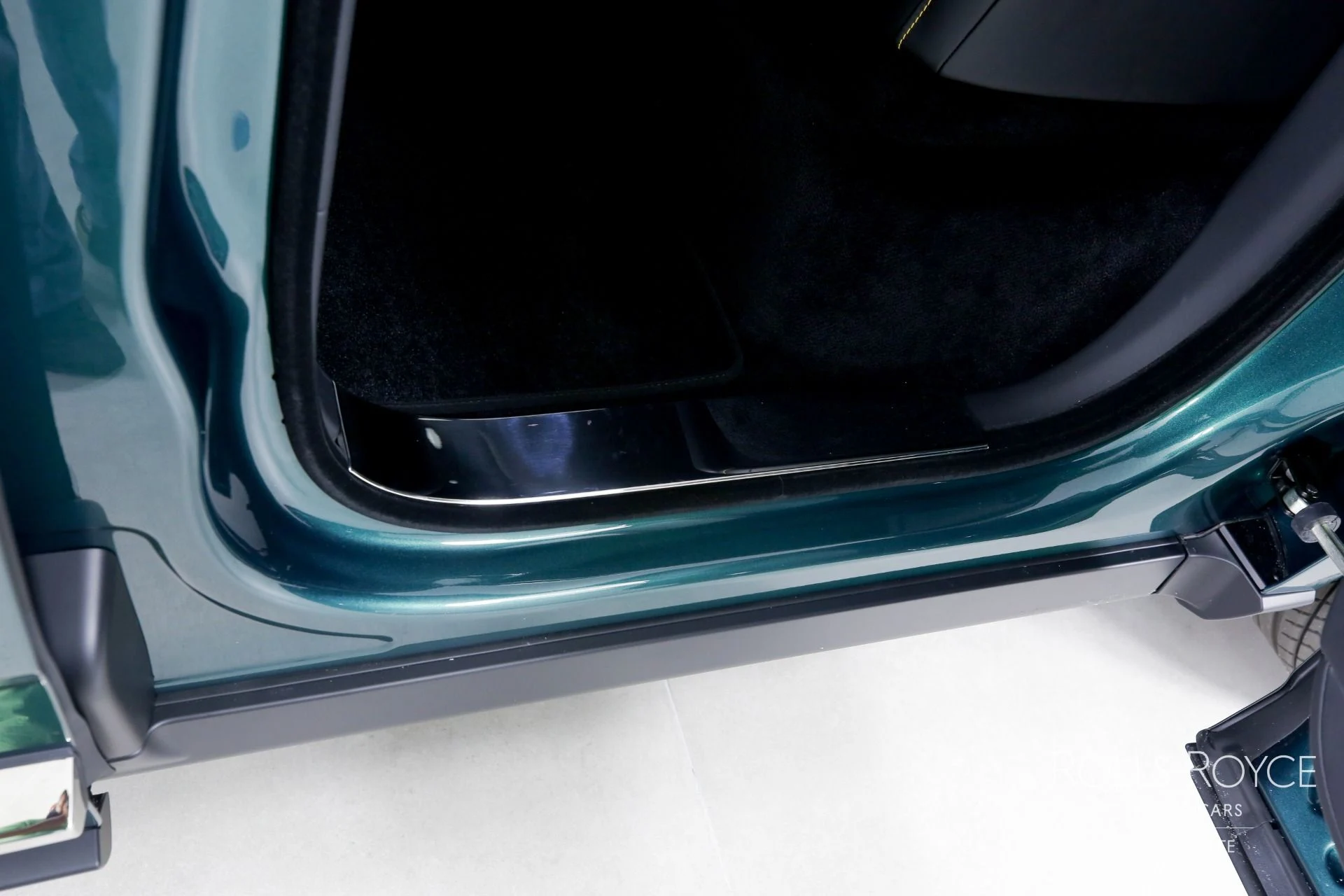 mph020_209667719_Used_2023_Rolls_Royce_Cullinan_1688236802_96eda661d8