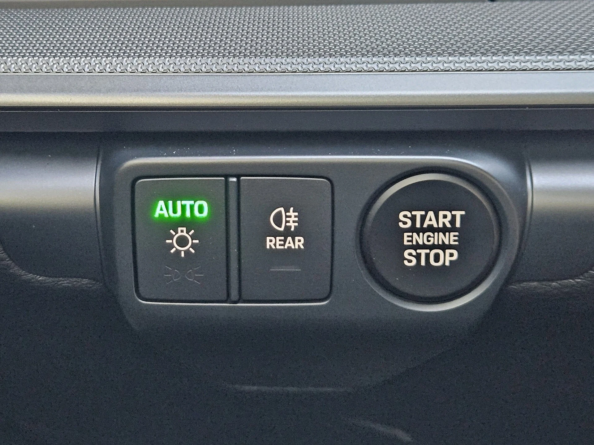 mph020_2097060231_03498f7ab4e30ac0c243aa78b9630586x_e52f9fa4d4