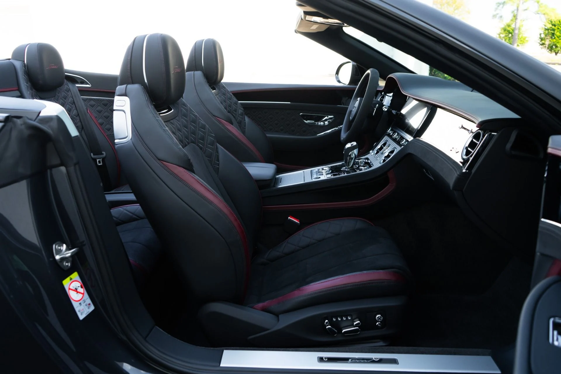 mph020_2098810084_Used_2024_Bentley_Continental_GTC_Speed_Edition_12_1792187272_1e0470f2b3