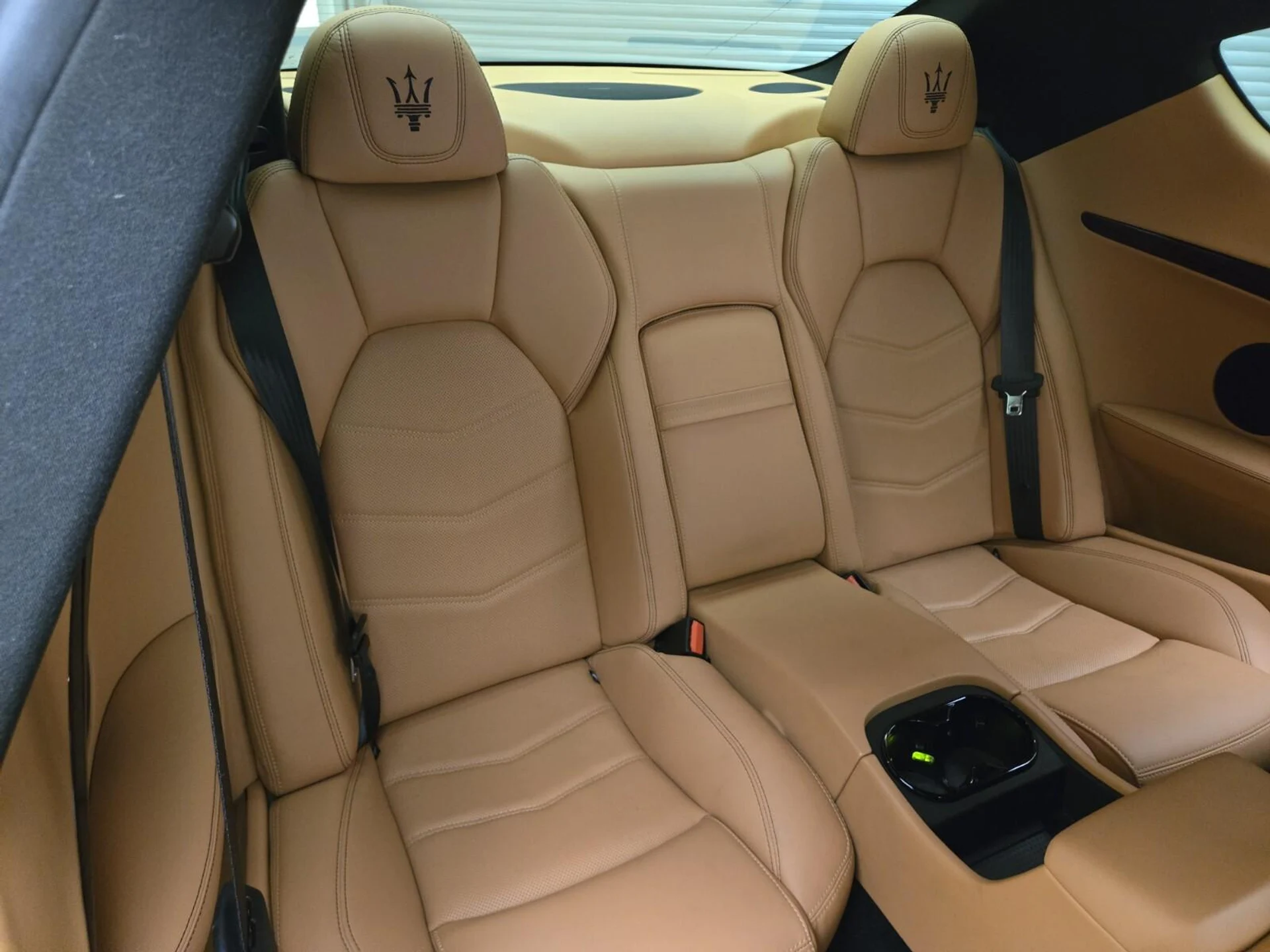 mph020_2099004383_Used_2018_Maserati_Gran_Turismo_Sport_1754375092_0f66988488