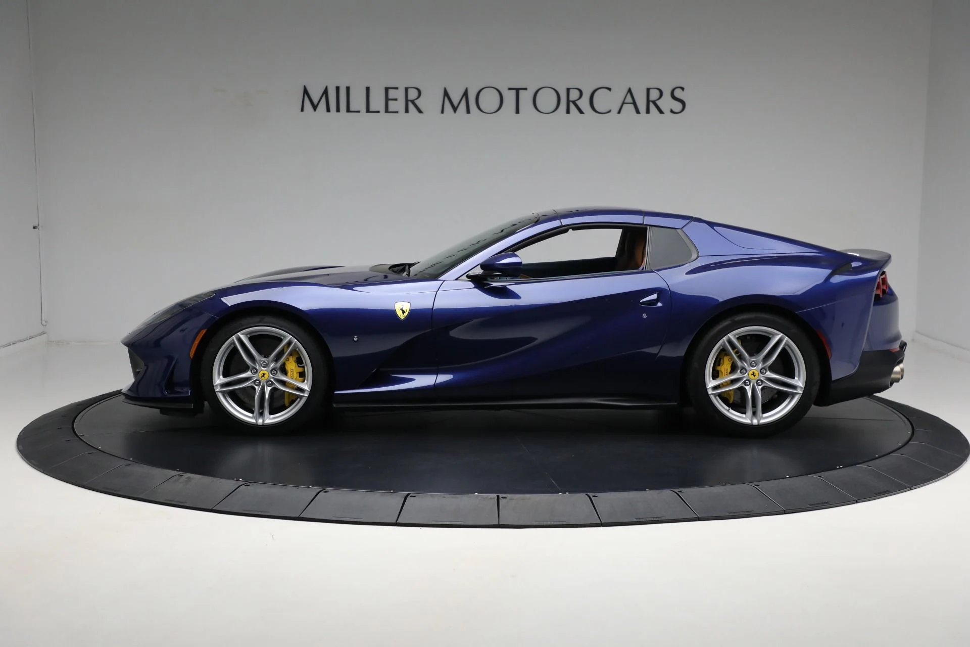 mph020_2099744193_Used_2023_Ferrari_812_GTS_64a8234521