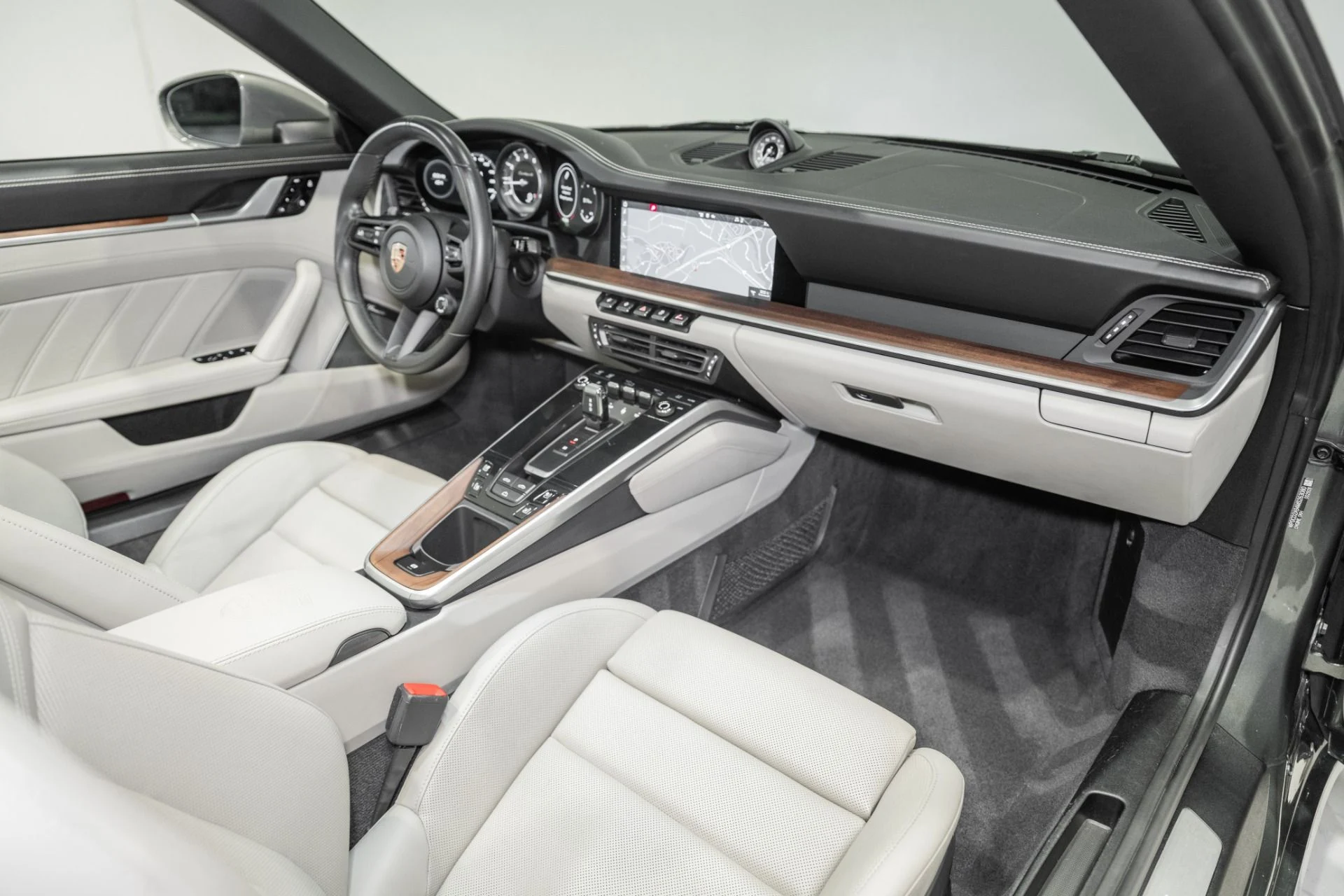 mph020_2103757247_Used_2021_Porsche_911_Turbo_S_1775321644_1f488422bd