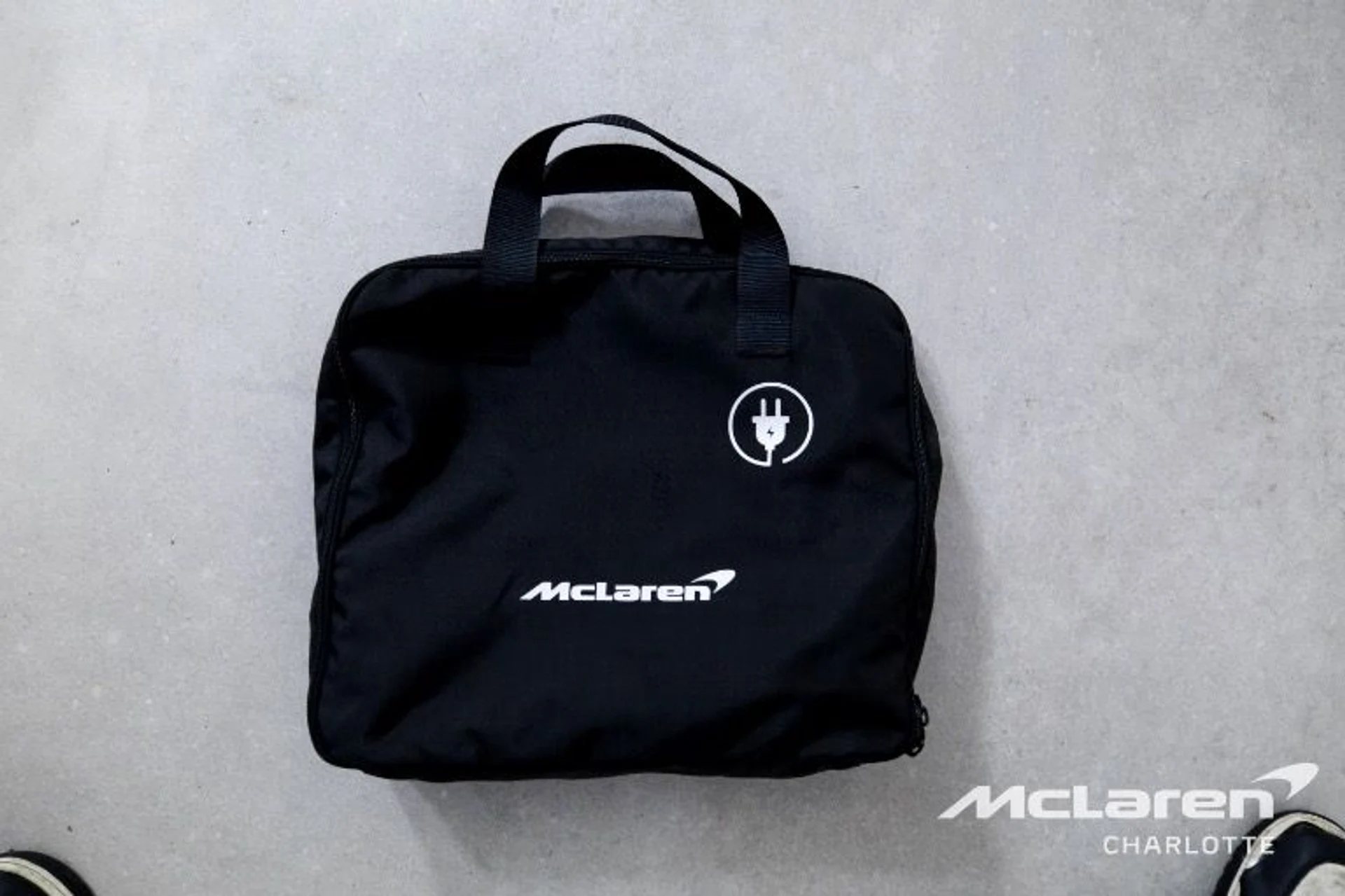 mph020_2104944754_Used_2025_Mc_Laren_Artura_Spider_d54b8d80b3