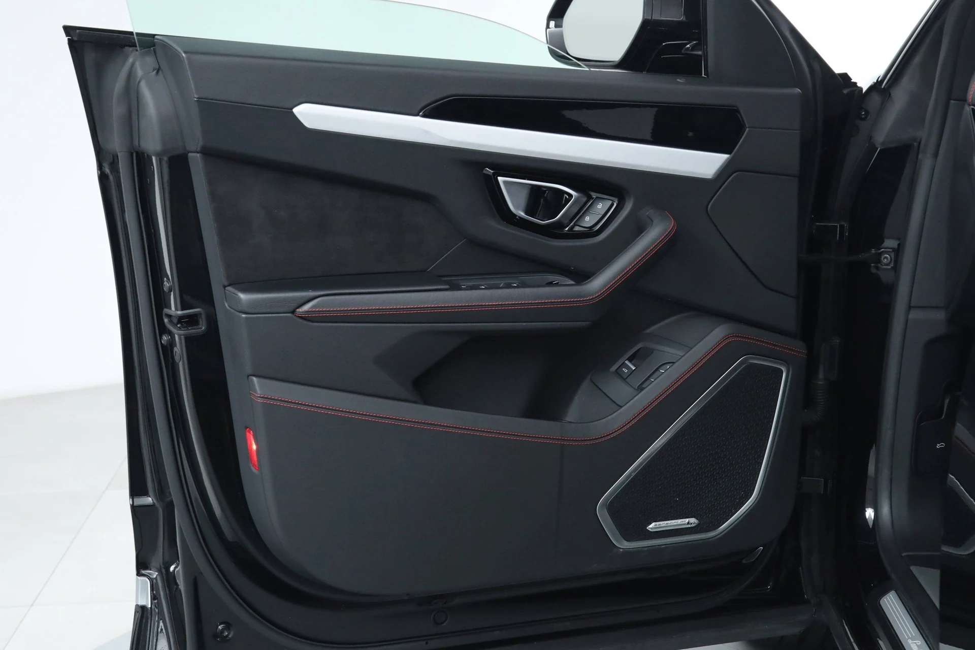 mph020_2107610412_ec2c44dafcd0211ebc931db0f116c52f_9d09f1a320