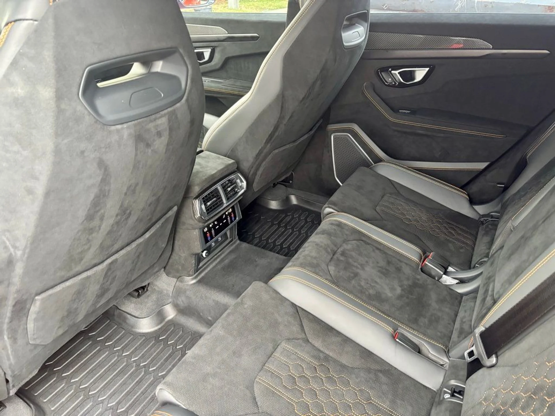 mph020_2109835603_b7baea4db7c586fac53b1fea20781f20_ea2014f55b