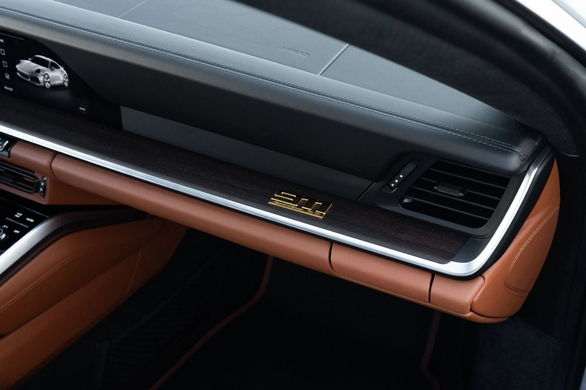 mph020_2109860974_Used_2023_Porsche_911_Sport_Classic_1767656411_f658813983